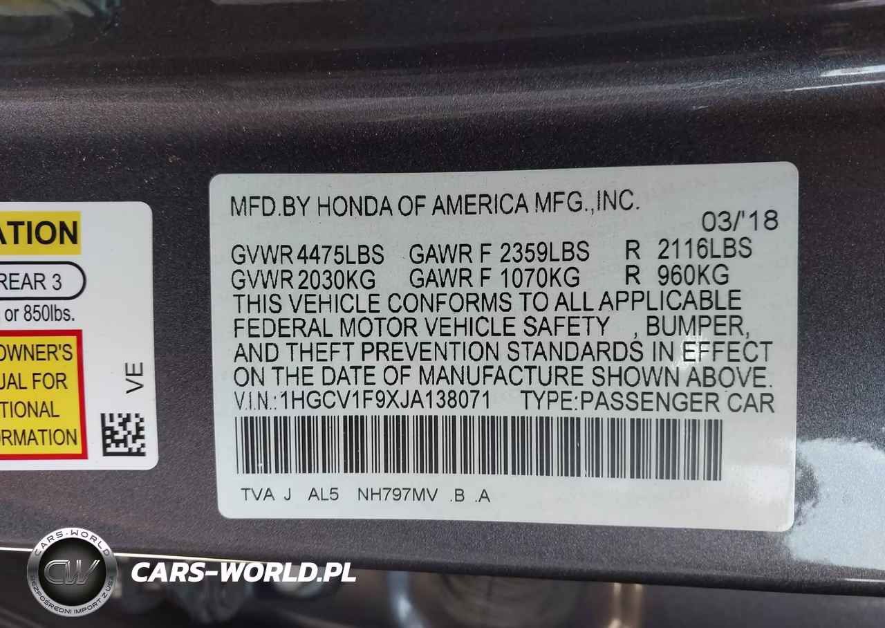 2018 Honda Accord Touring VIN:1HGCV1F9XJA138071 - 9