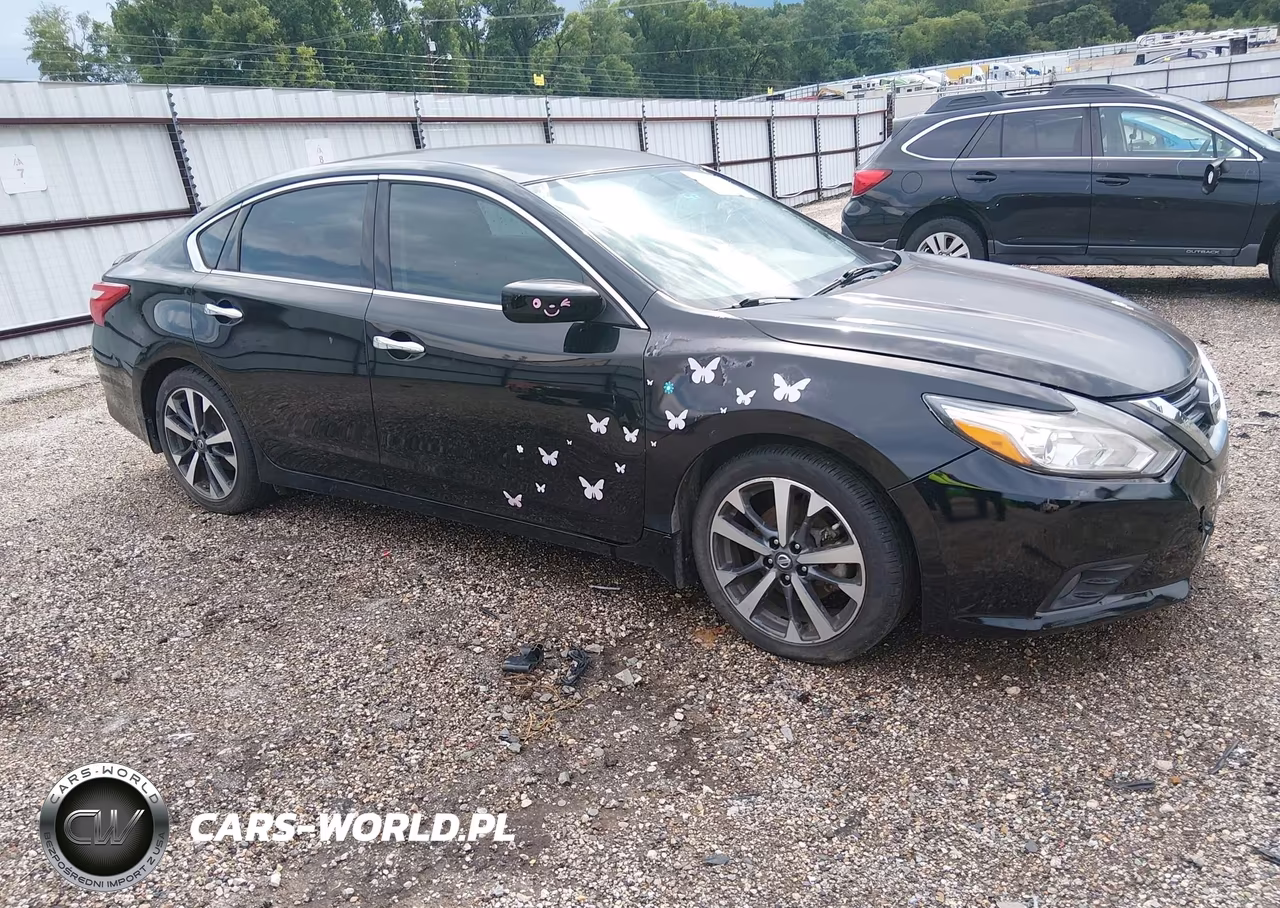 2016 Nissan Altima 2.5 Sr – zdjęcie 1 z 11