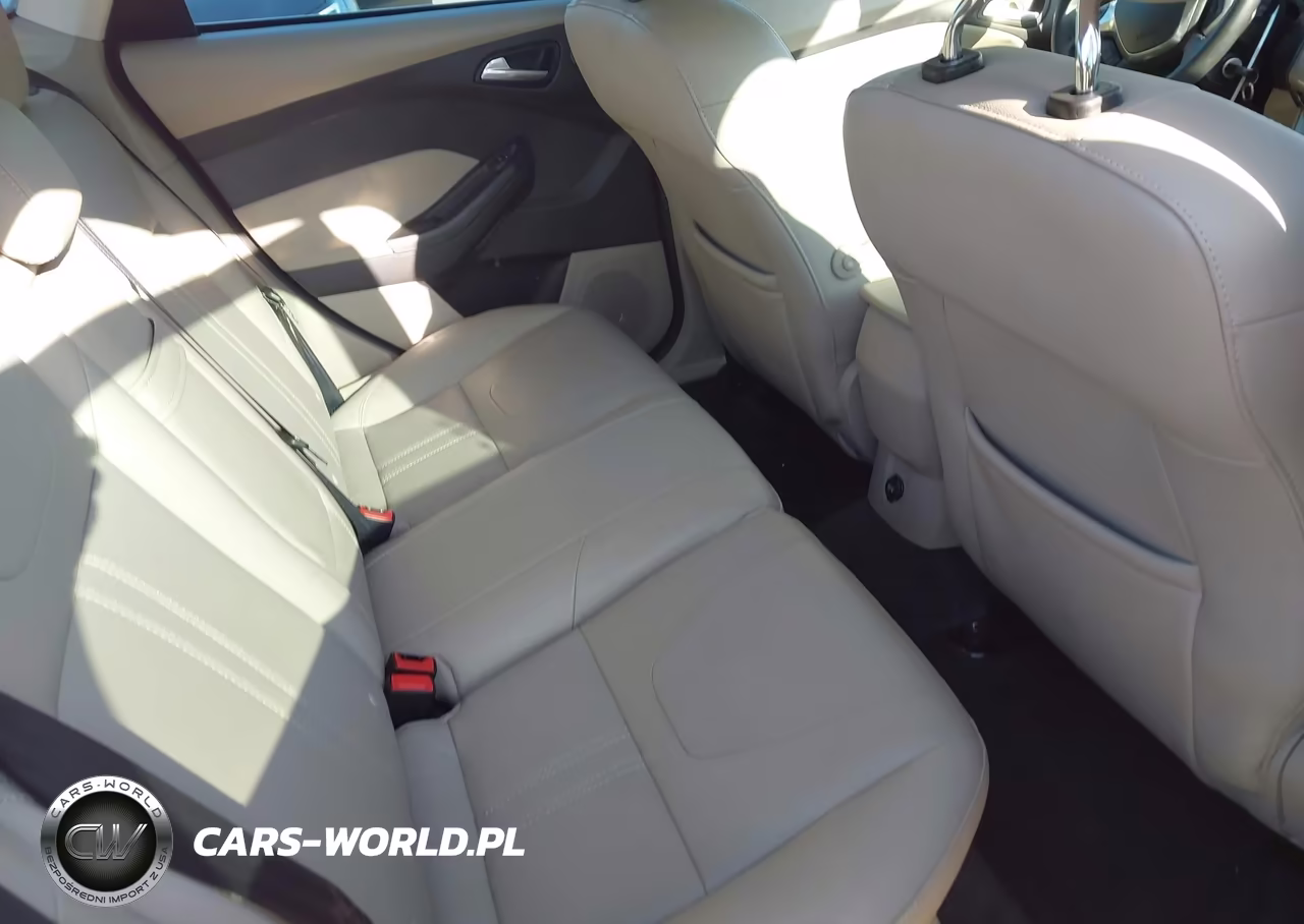 2012 Ford Focus Sel VIN:1FAHP3H28CL293130 - 8