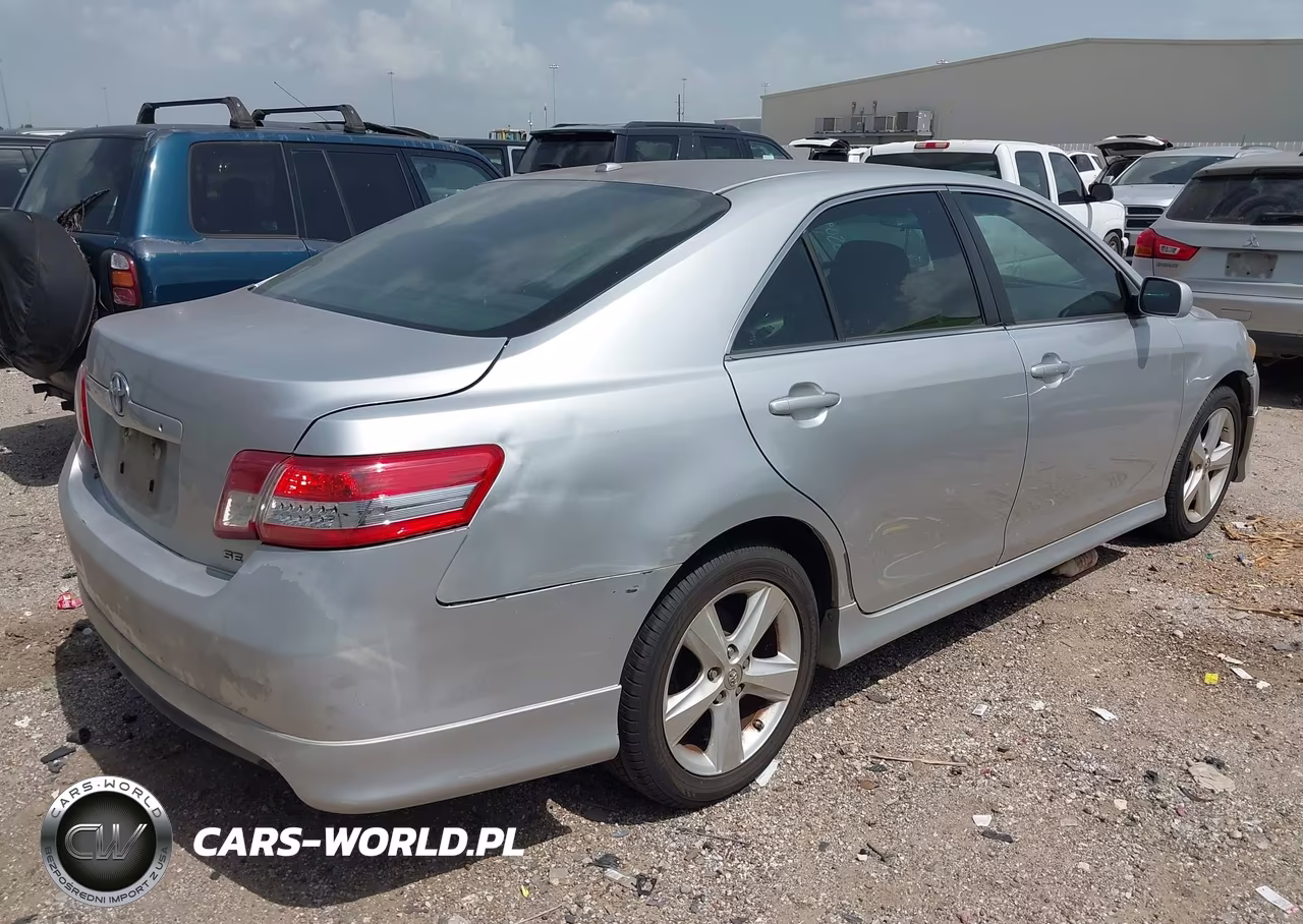 2010 Toyota Camry Se VIN:4T1BF3EKXAU065737 - 4