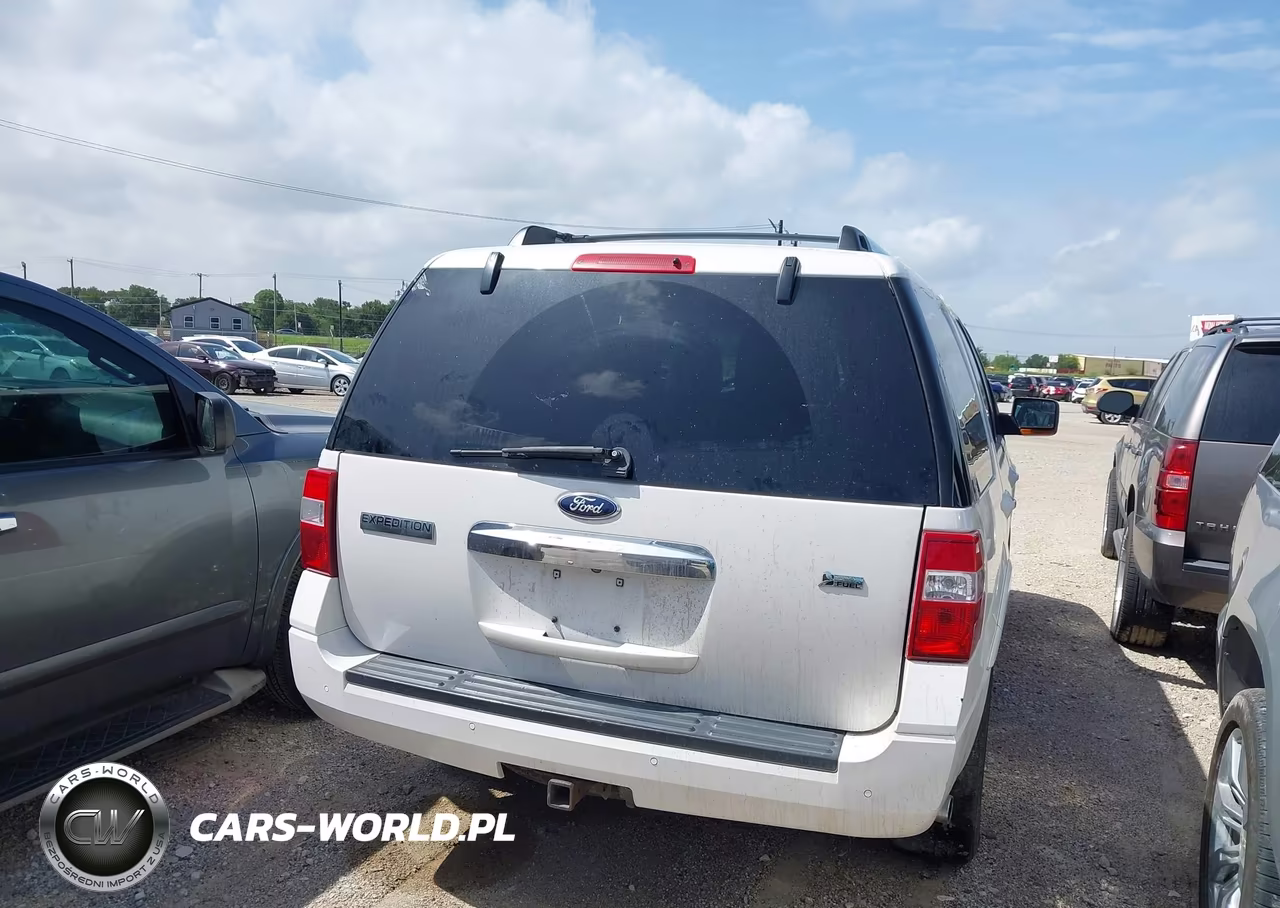 2013 Ford Expedition Limited VIN:1FMJU1K58DEF05666 - 16
