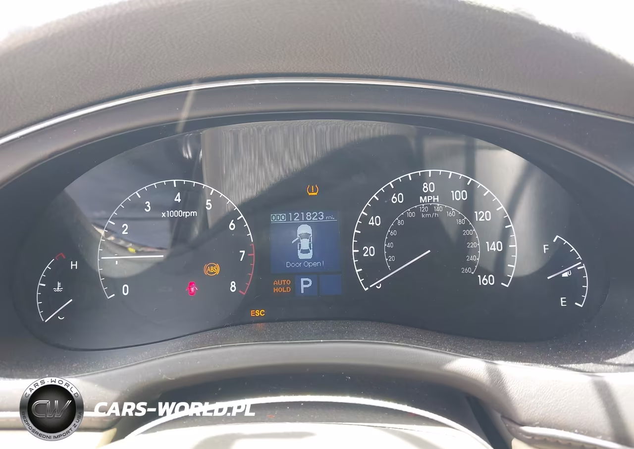 2011 Hyundai Genesis 4.6 VIN:KMHGC4DF2BU125360 - 7
