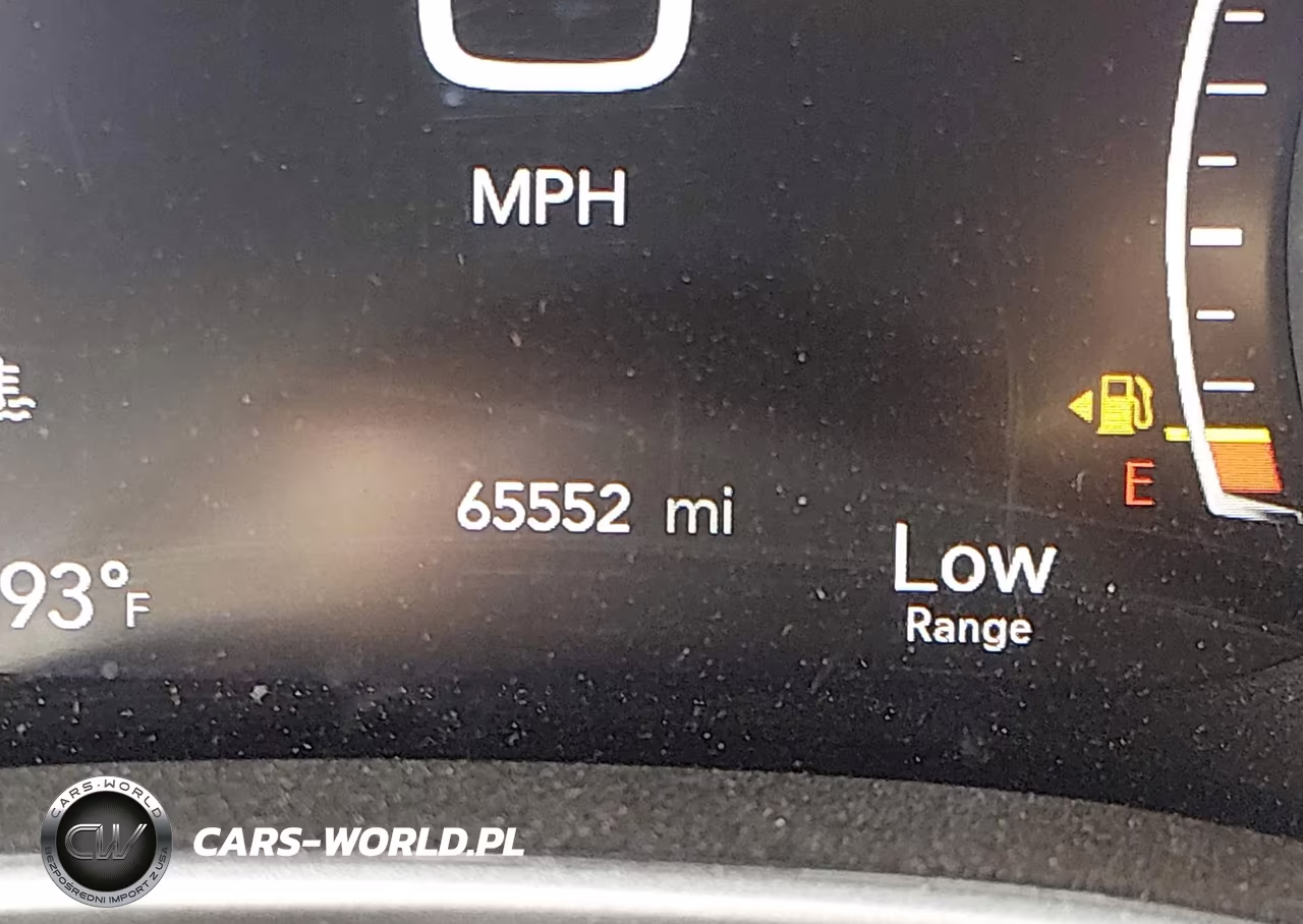 2023 Chrysler Pacifica Touring L VIN:2C4RC1BG6PR508679 - 15