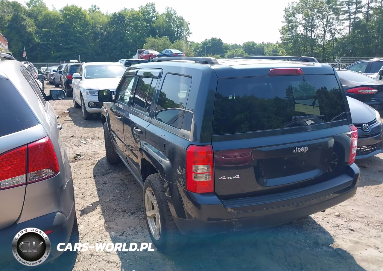 2014 Jeep Patriot Sport VIN:1C4NJRBBXED852877 - 3