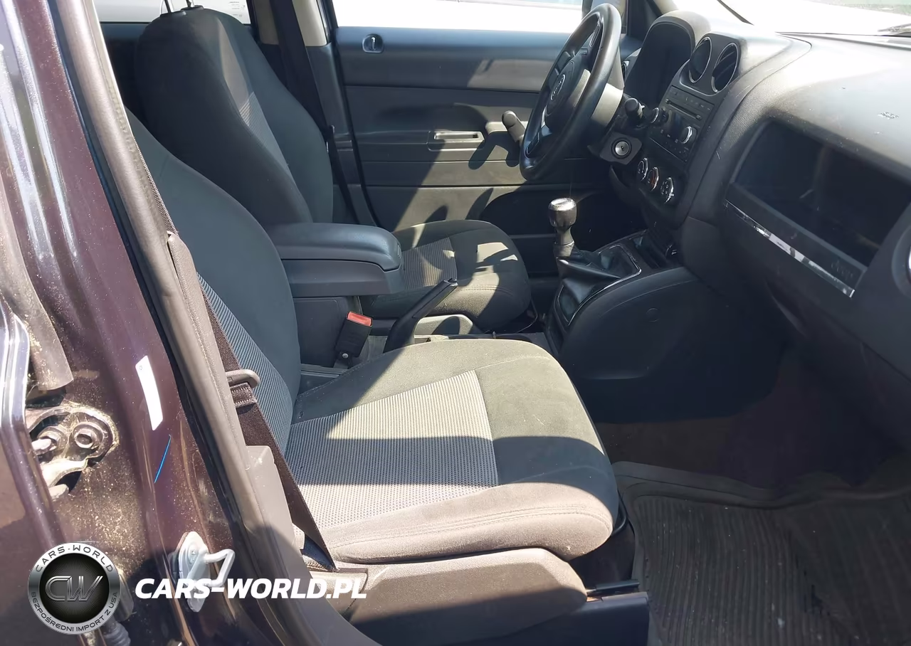 2014 Jeep Patriot Sport VIN:1C4NJRBBXED852877 - 5