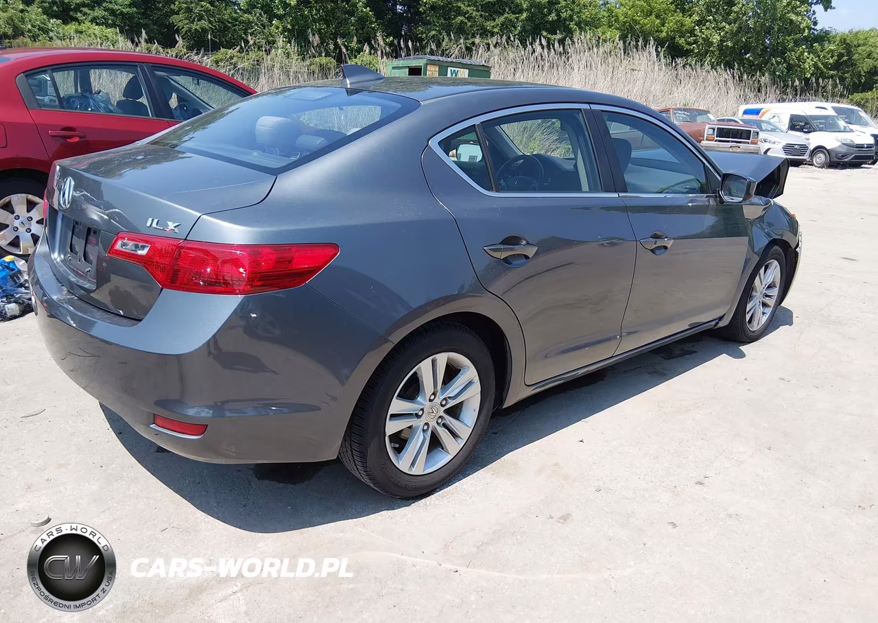 2013 Acura Ilx 2.0L VIN:19VDE1F32DE009279 - 4