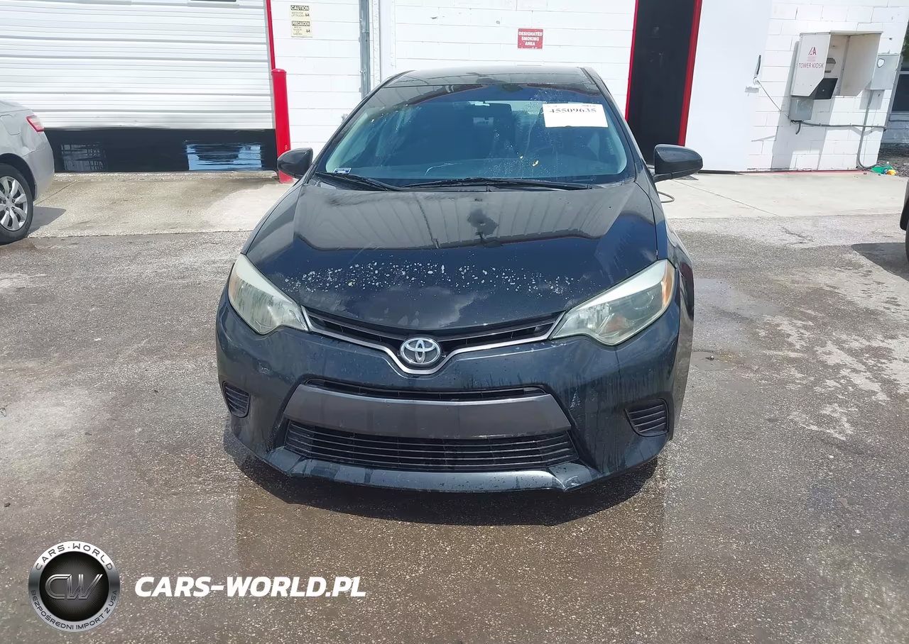 2015 Toyota Corolla Le VIN:2T1BURHE1FC233742 - 12