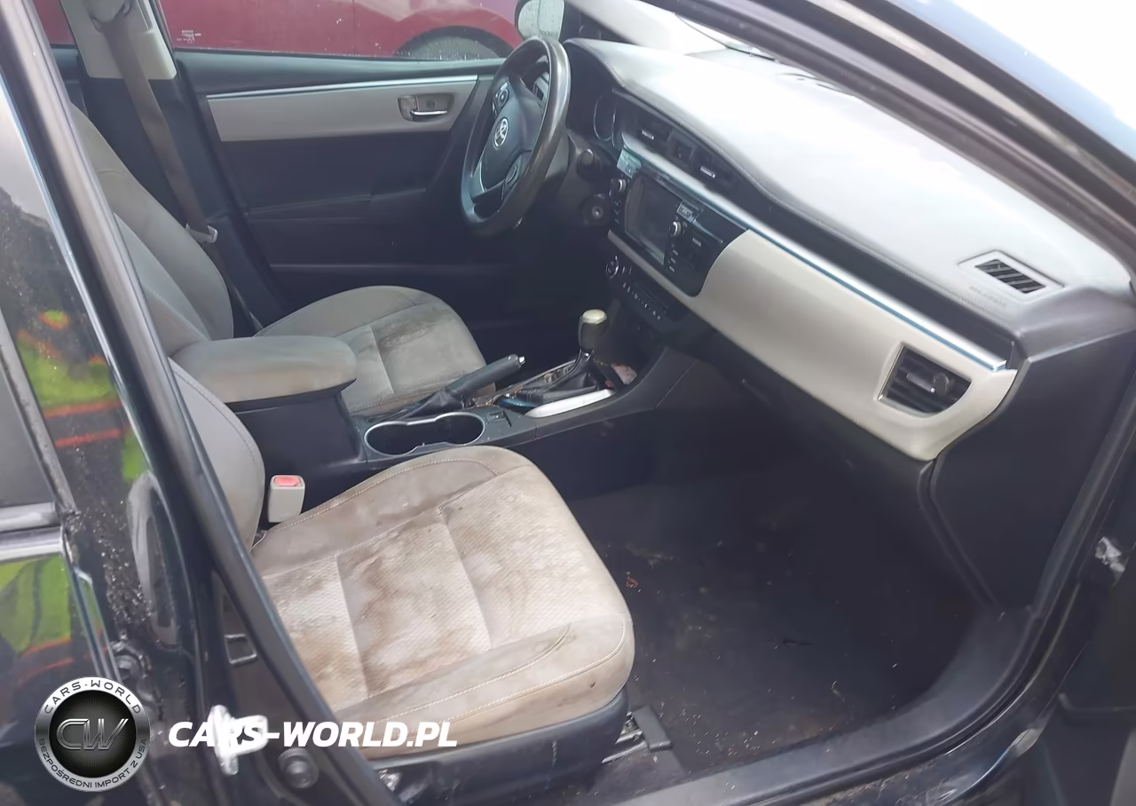 2015 Toyota Corolla Le VIN:2T1BURHE1FC233742 - 5