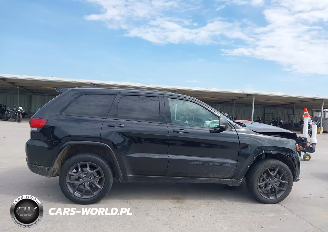 2021 Jeep Grand Cherokee 80Th Anniversary 4X4 VIN:1C4RJFBGXMC561828 - 13
