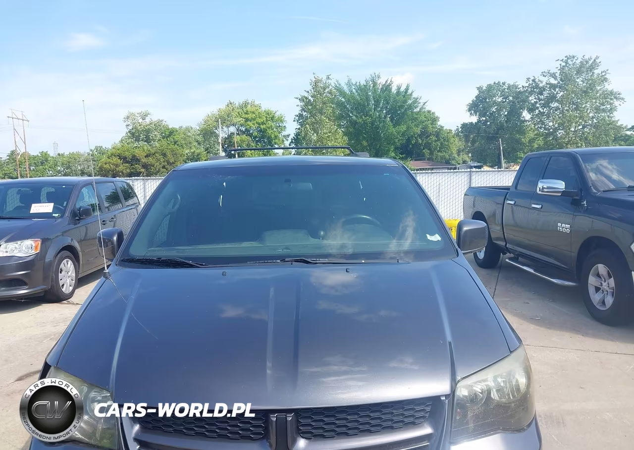 2016 Dodge Grand Caravan R-T VIN:2C4RDGEGXGR325779 - 12