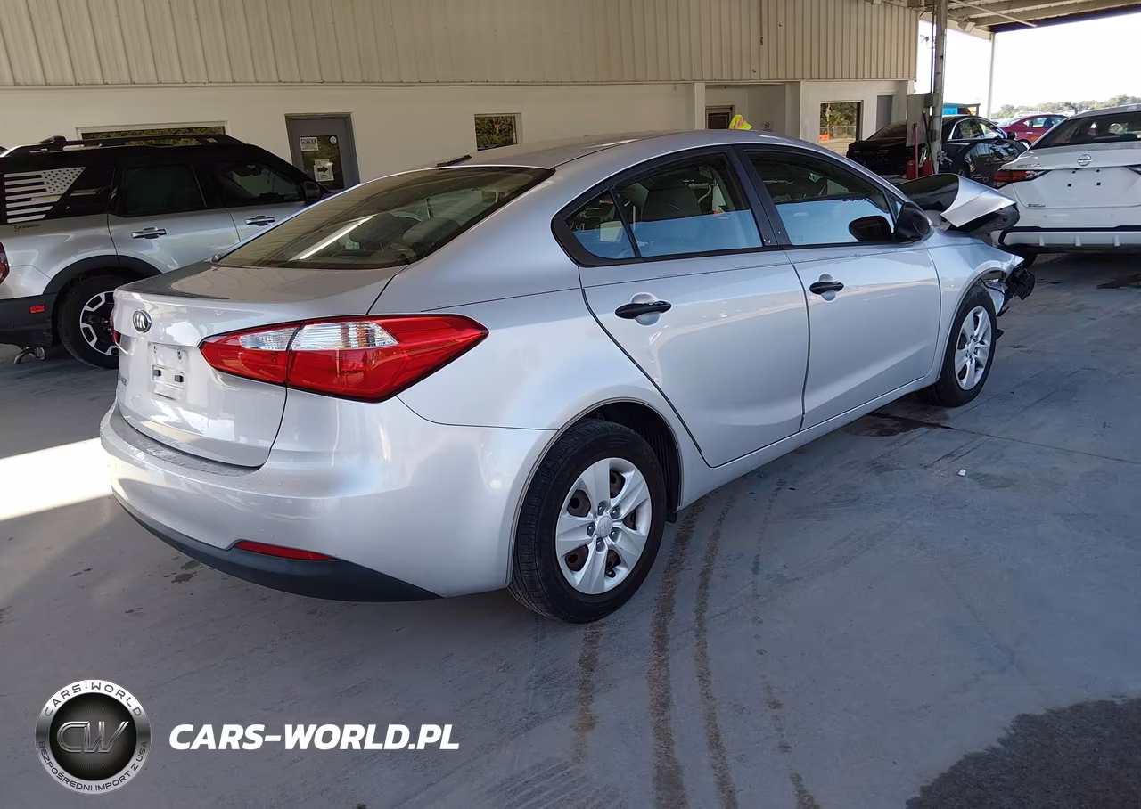 2016 Kia Forte Lx VIN:KNAFK4A66G5517313 - 4