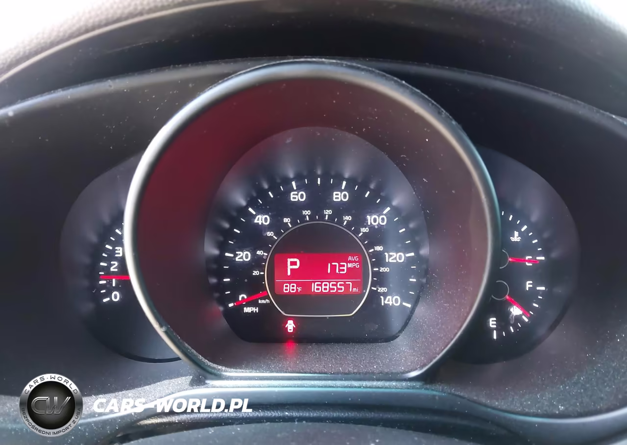 2016 Kia Soul VIN:KNDJN2A21G7320527 - 7