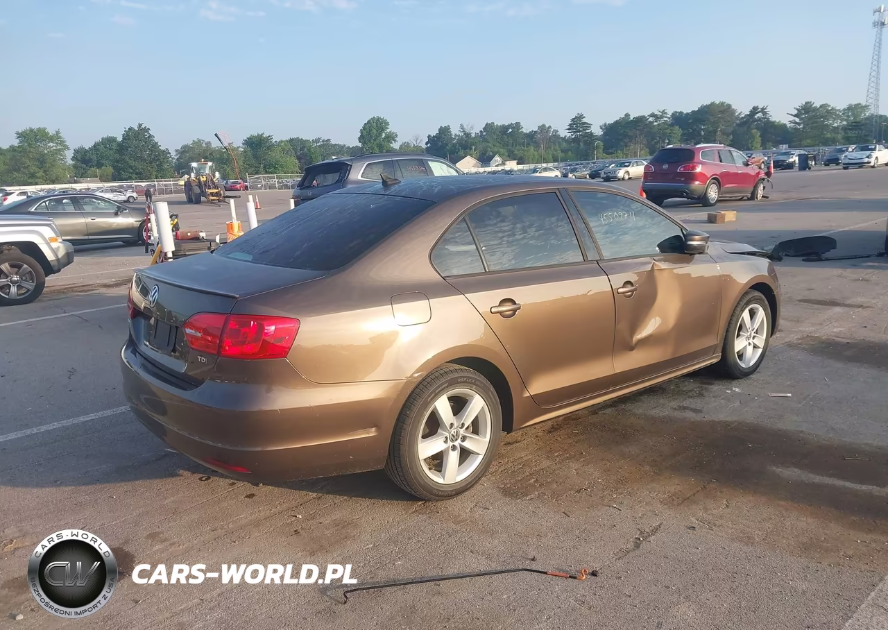 2012 Volkswagen Jetta 2.0L Tdi VIN:3VWLL7AJ9CM073192 - 4
