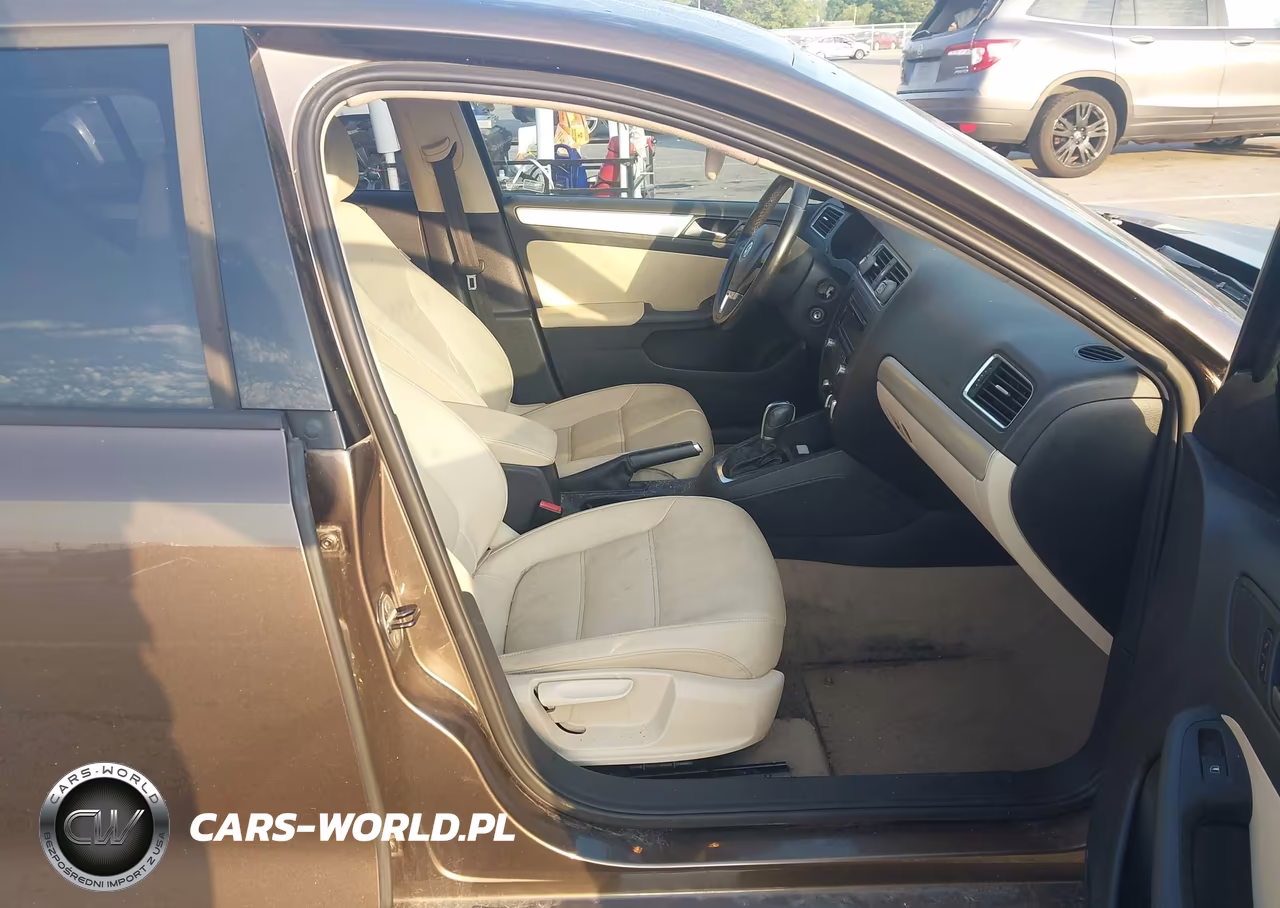 2012 Volkswagen Jetta 2.0L Tdi VIN:3VWLL7AJ9CM073192 - 5