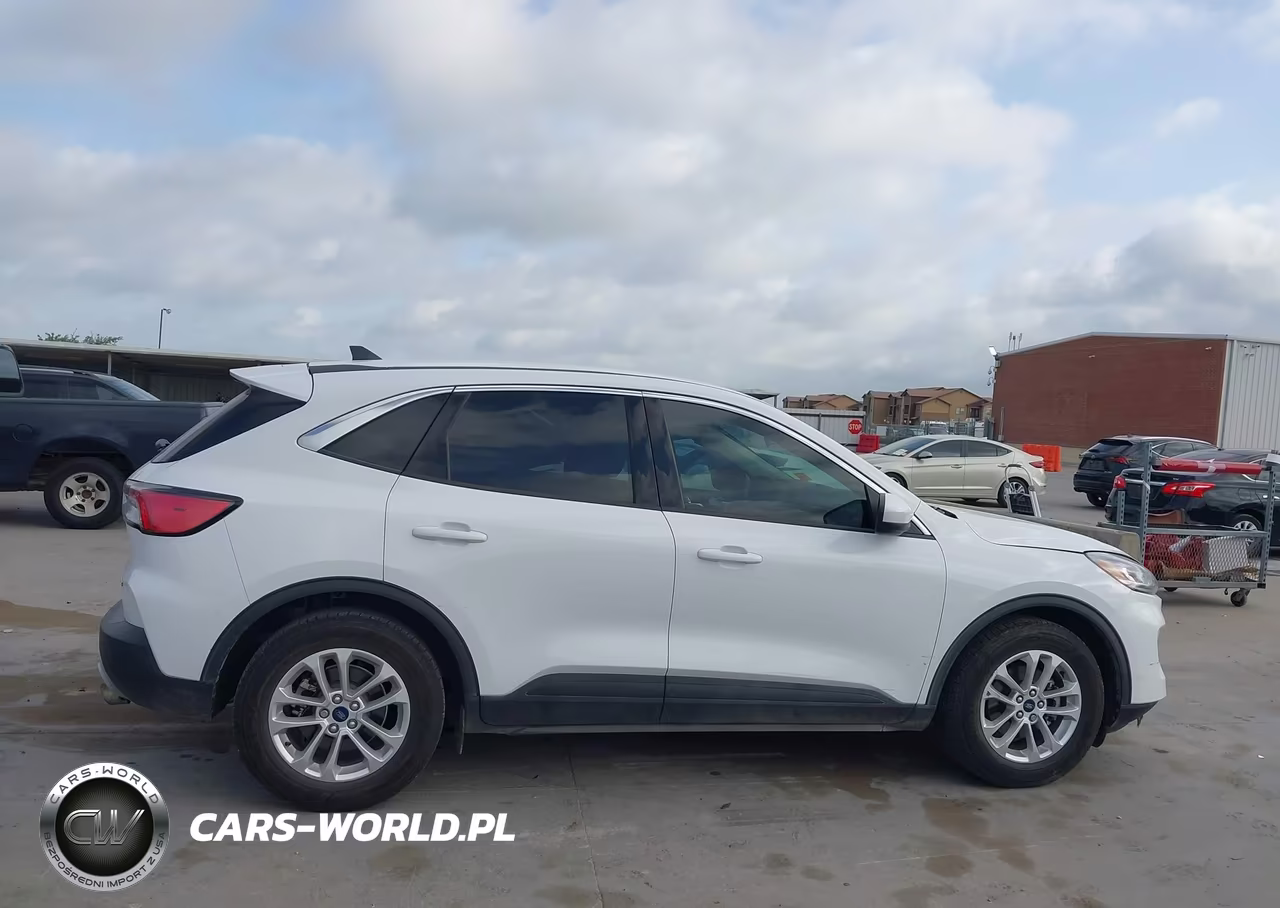 2020 Ford Escape Se VIN:1FMCU0G64LUB23997 - 13