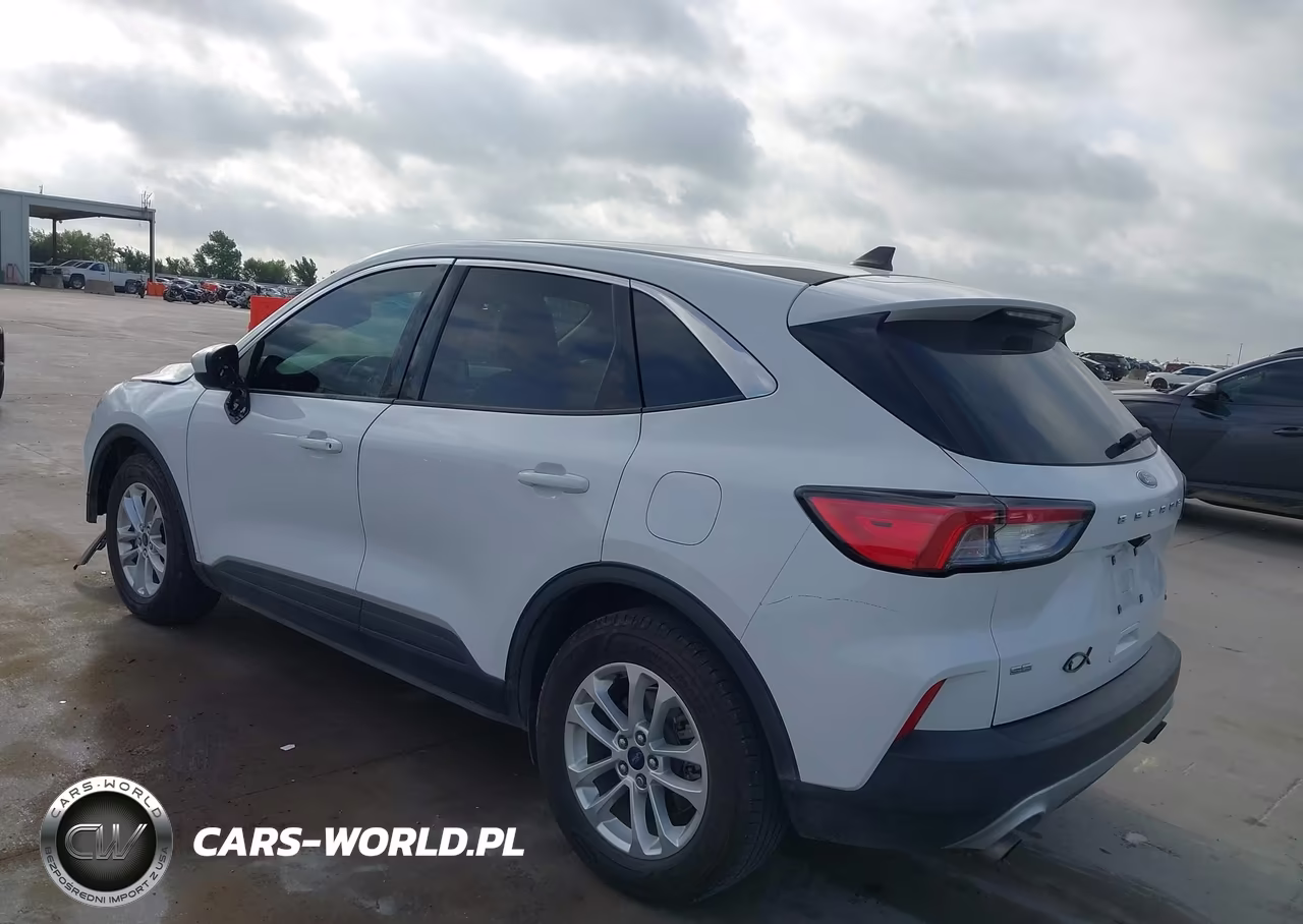2020 Ford Escape Se VIN:1FMCU0G64LUB23997 - 3