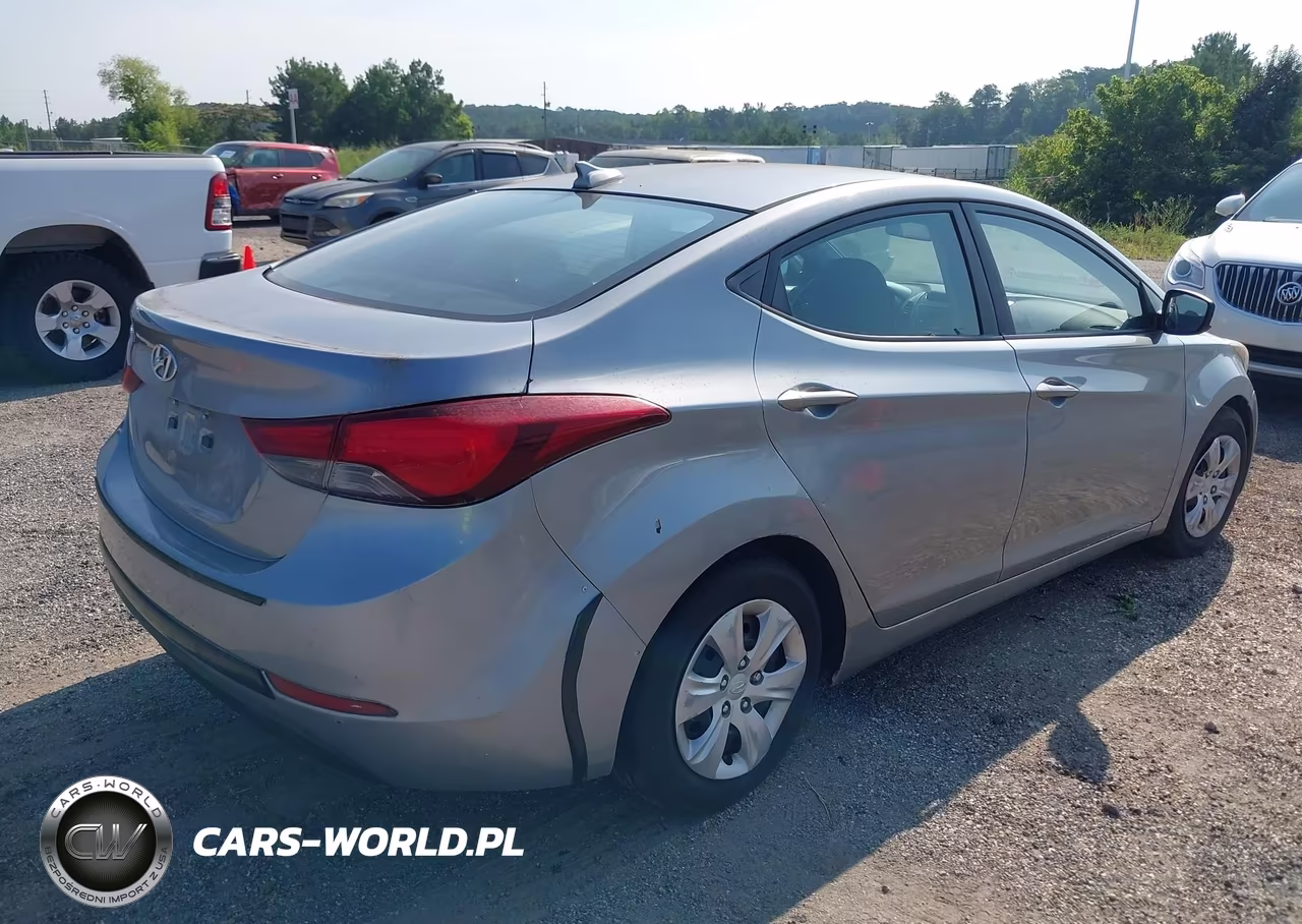 2016 Hyundai Elantra Se VIN:5NPDH4AE8GH688337 - 4