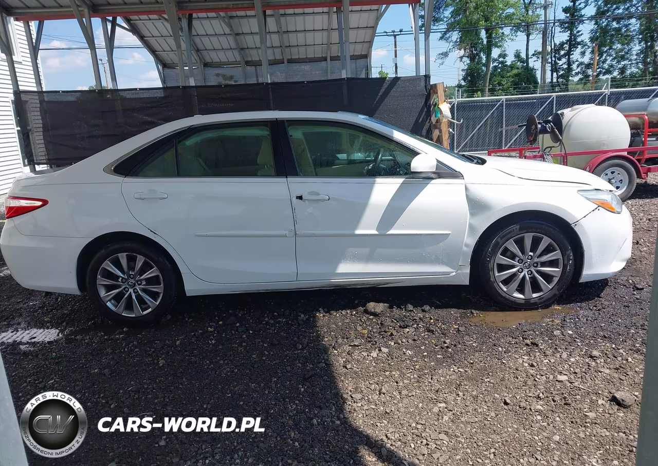 2016 Toyota Camry Xle VIN:4T1BF1FK0GU522597 - 13