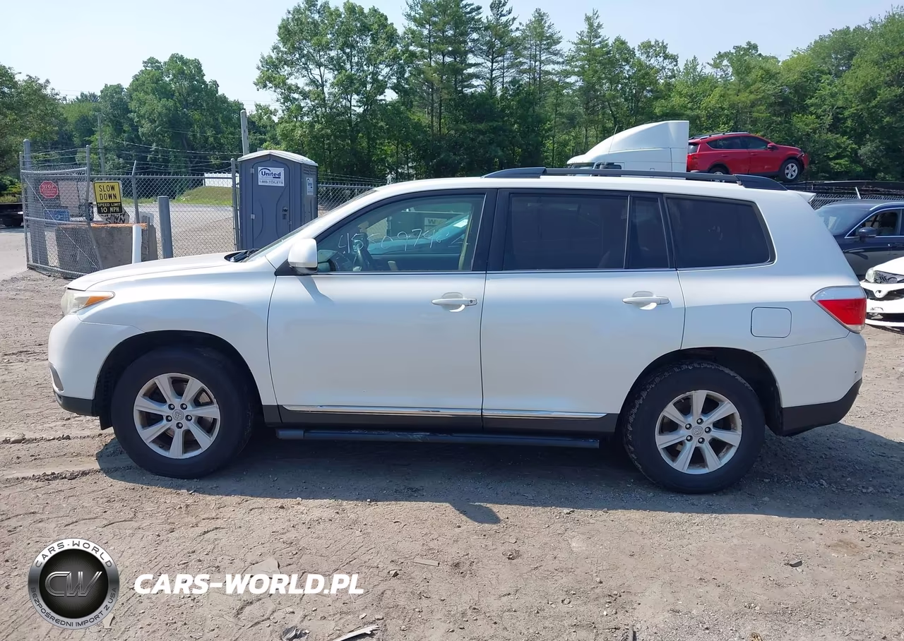 2012 Toyota Highlander Base V6 VIN:5TDBK3EH4CS159902 - 14