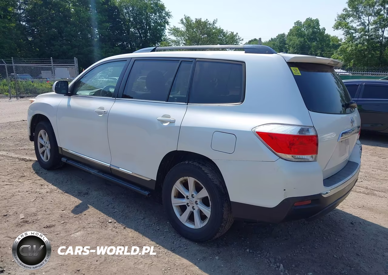 2012 Toyota Highlander Base V6 VIN:5TDBK3EH4CS159902 - 3