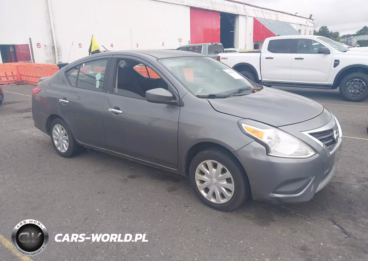 2018 Nissan Versa 1.6 Sv – zdjęcie 1 z 12