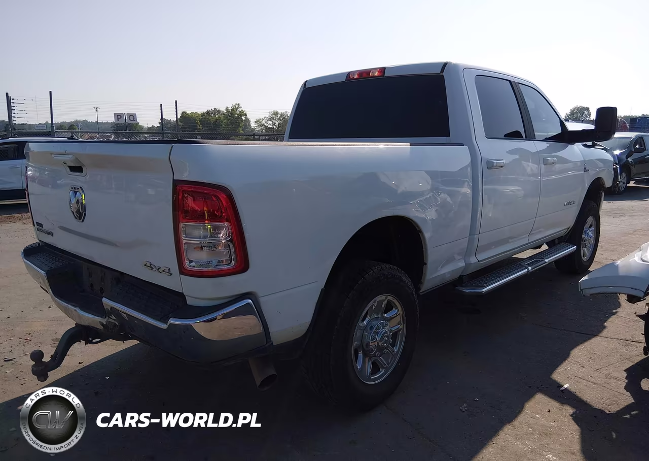 2021 Ram 2500 VIN:3C6UR5DL5MG555270 - 4