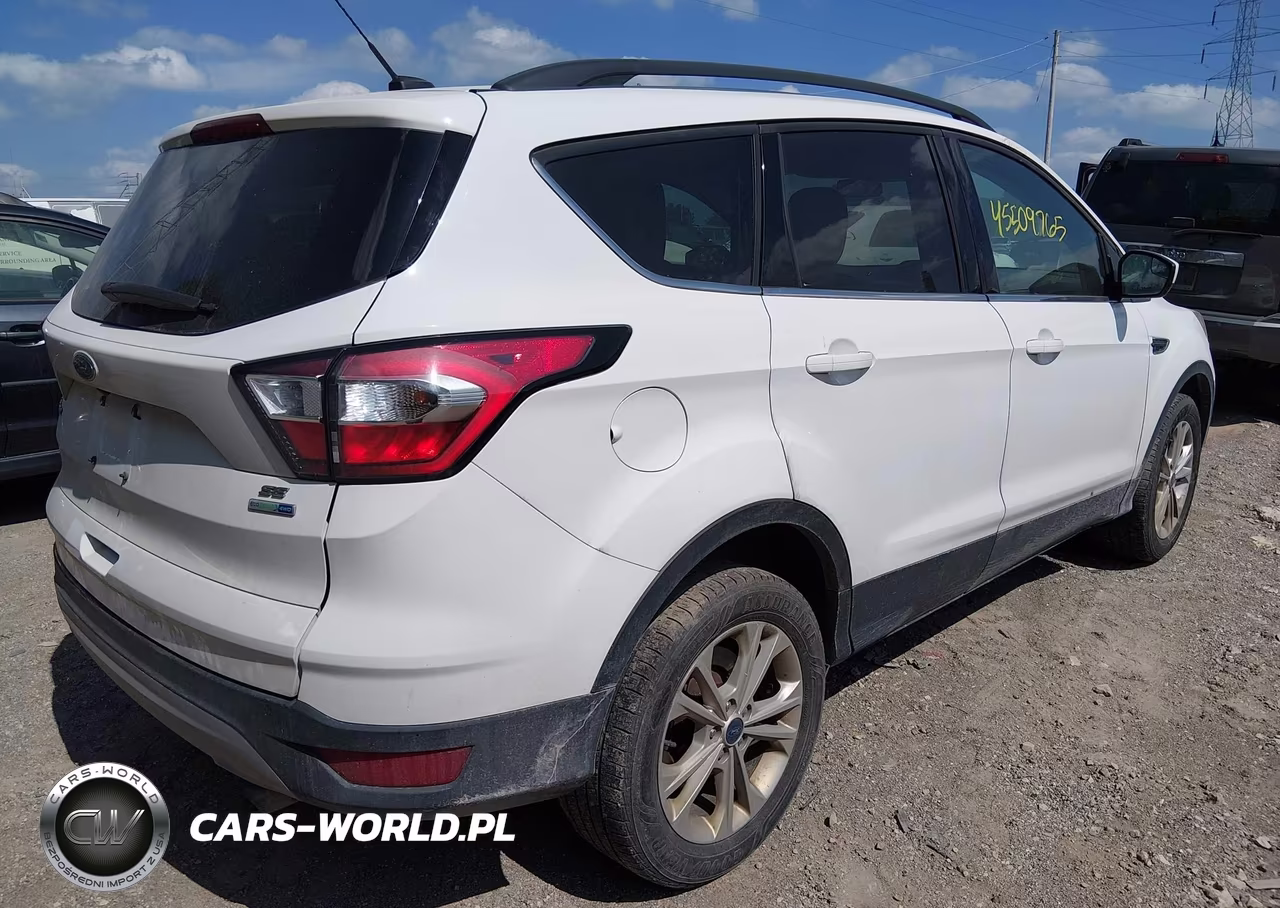 2018 Ford Escape Se VIN:1FMCU9GD2JUA58390 - 4