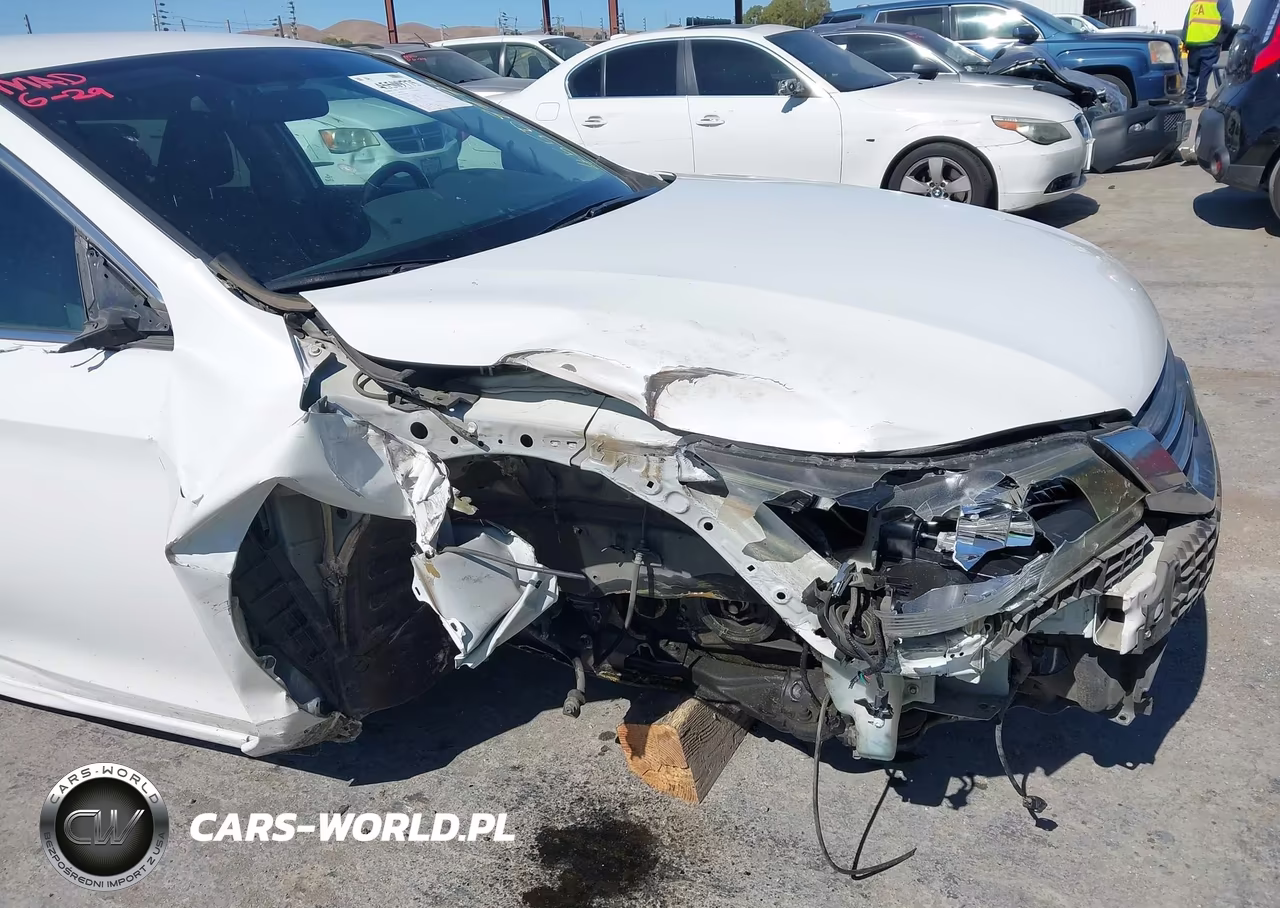 2014 Honda Accord Sport VIN:1HGCR2F53EA099045 - 18