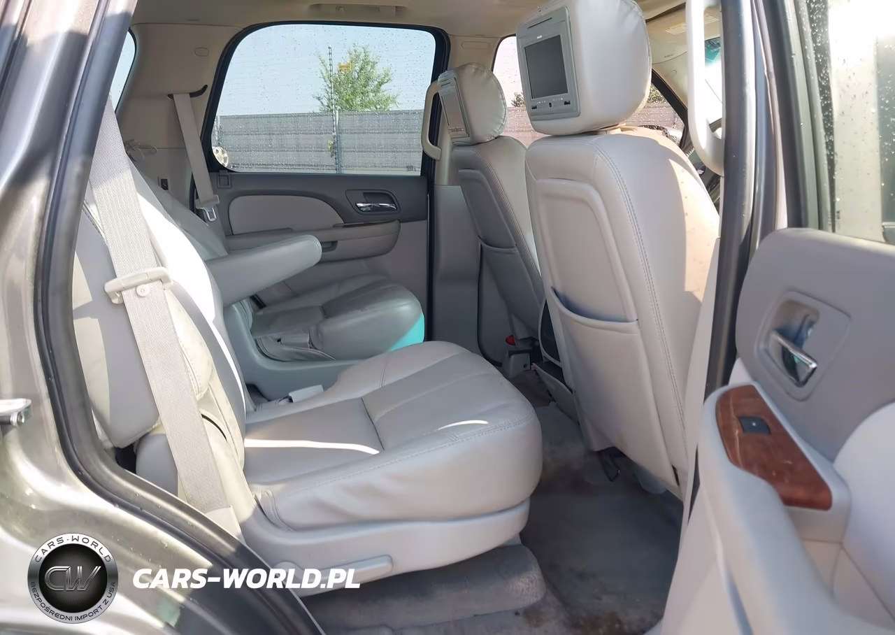 2007 Chevrolet Tahoe Ltz VIN:1GNFK13057J377618 - 8