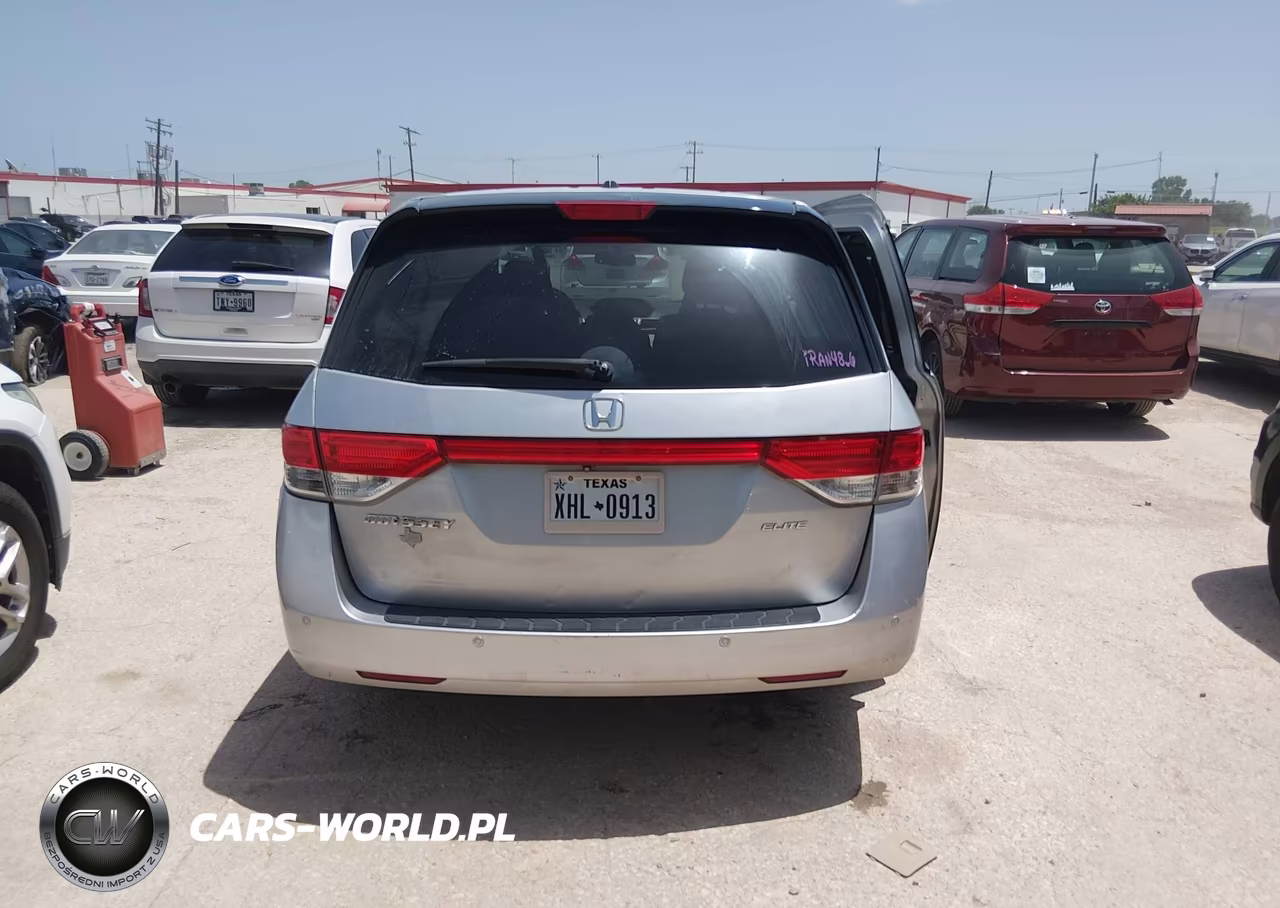 2015 Honda Odyssey Touring-Touring Elite VIN:5FNRL5H9XFB021981 - 16