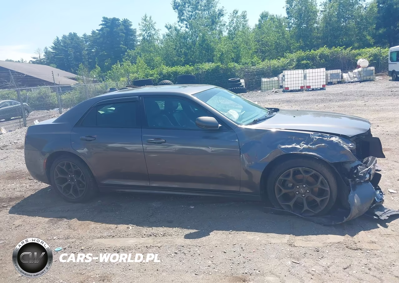 2017 Chrysler 300 300S Alloy Edition VIN:2C3CCABG6HH647244 - 13