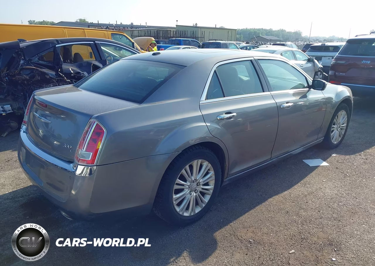 2011 Chrysler 300C Awd VIN:2C3CK6CT3BH611983 - 4