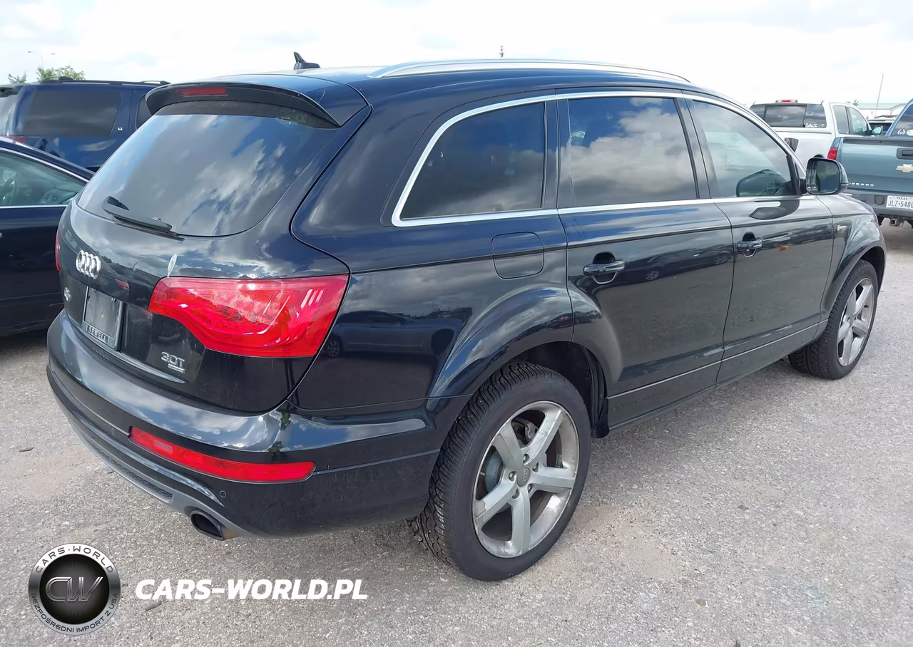 2014 Audi Q7 3.0T S Line Prestige VIN:WA1DGAFE2ED005846 - 4