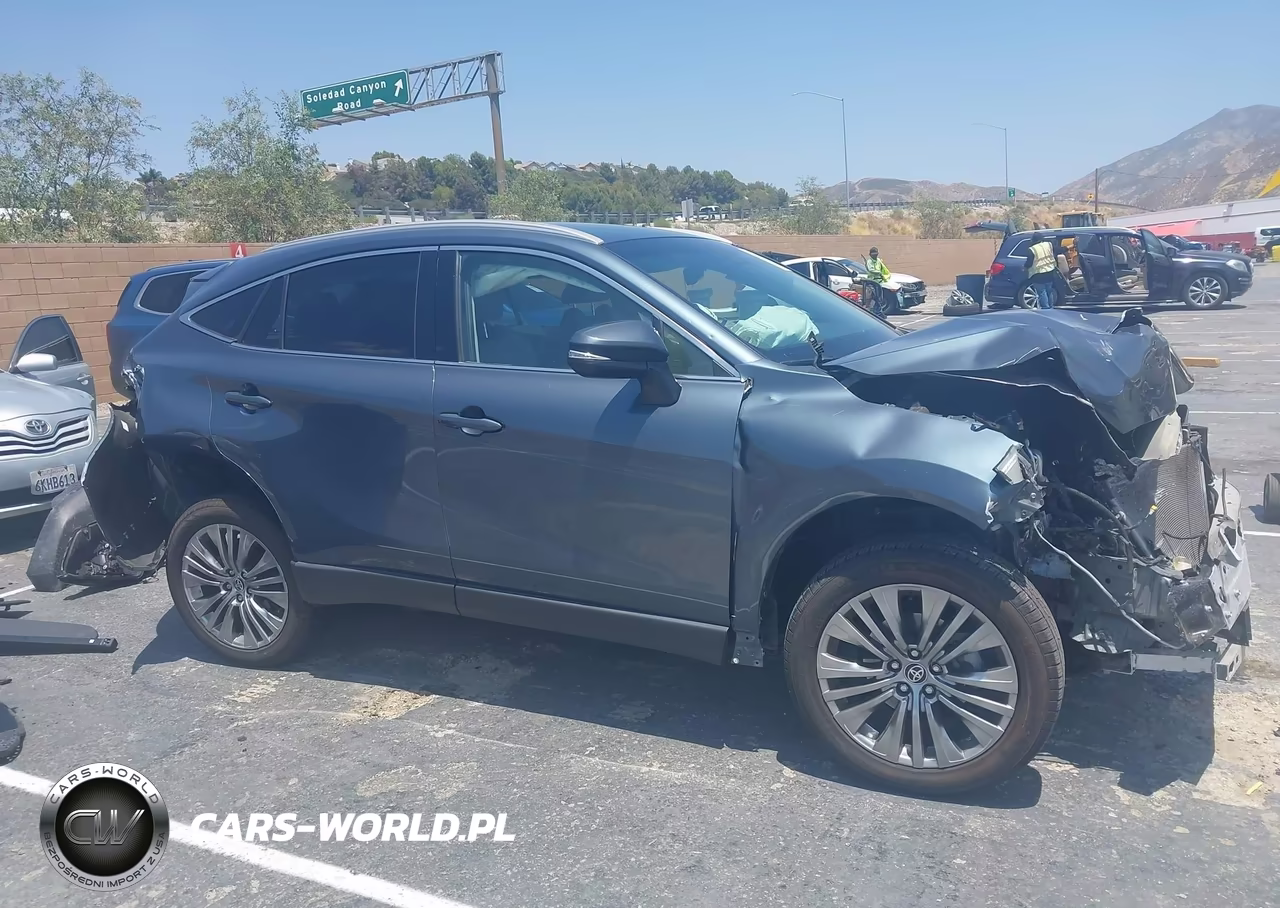 2023 Toyota Venza Xle VIN:JTEAAAAH1PJ125469 - 13