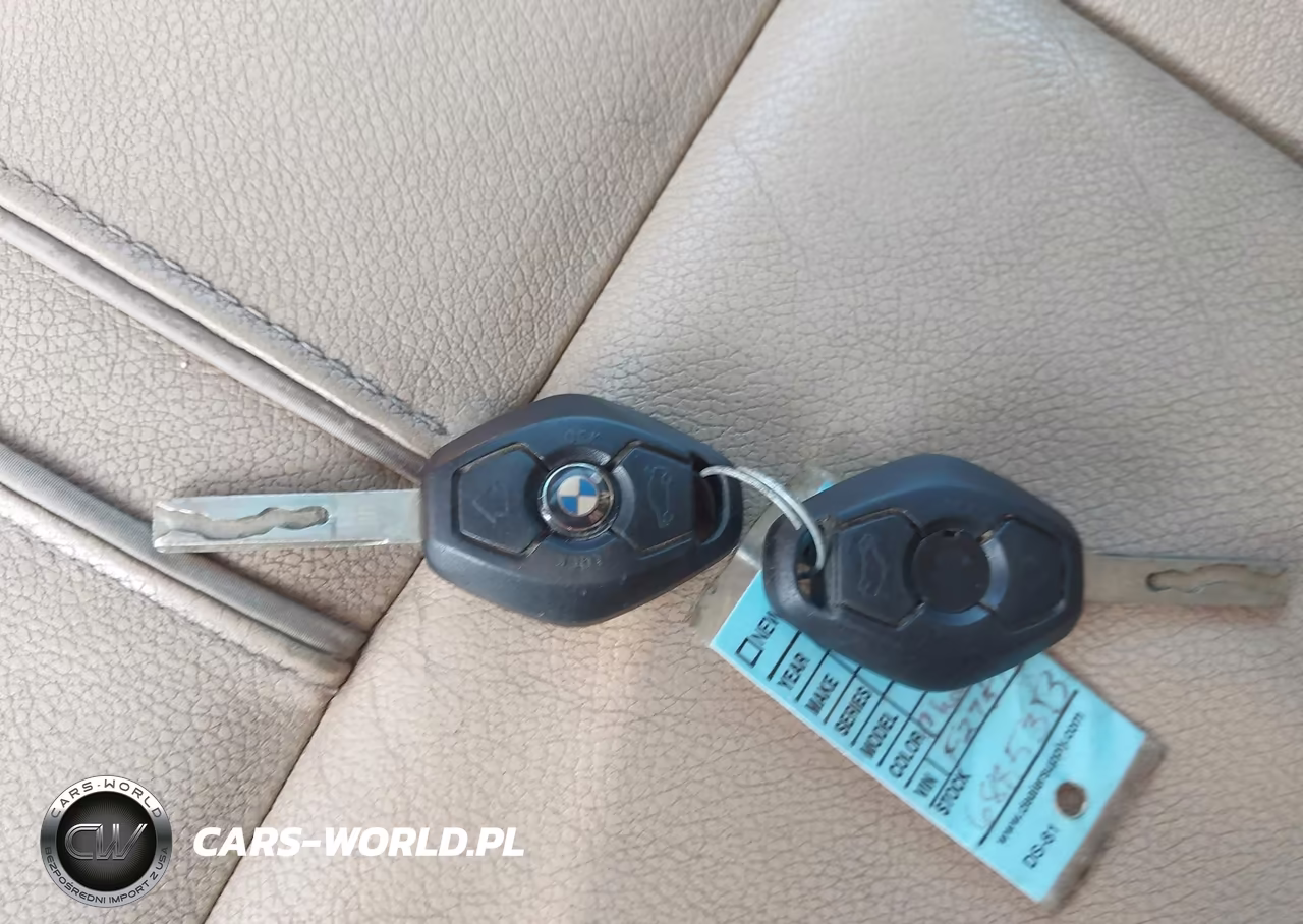 2007 BMW X3 3.0Si VIN:WBXPC93407WF27512 - 11