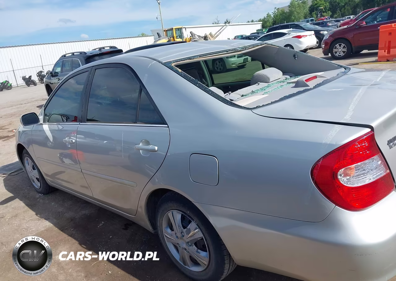 2004 Toyota Camry Le VIN:4T1BE32K44U351109 - 14