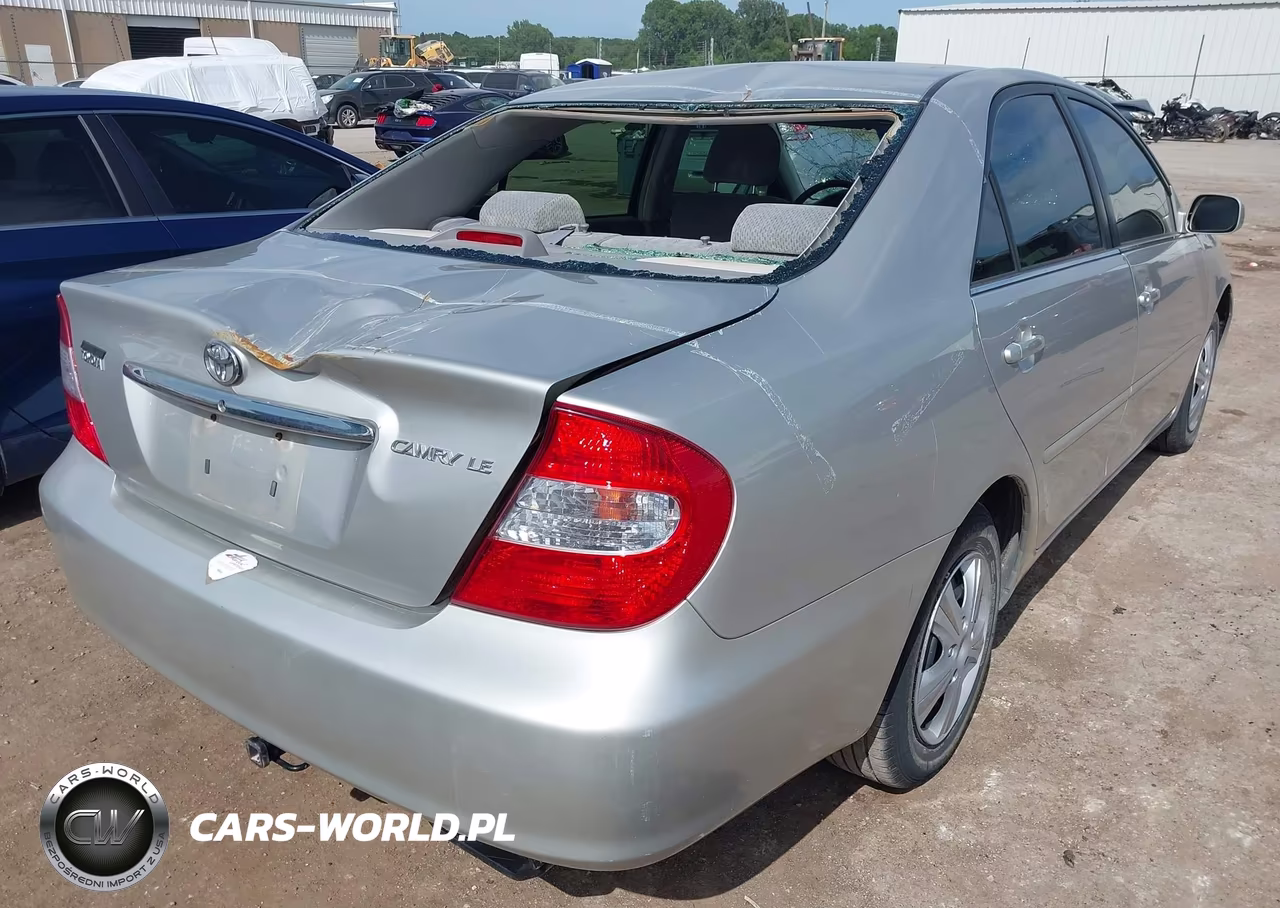 2004 Toyota Camry Le VIN:4T1BE32K44U351109 - 4