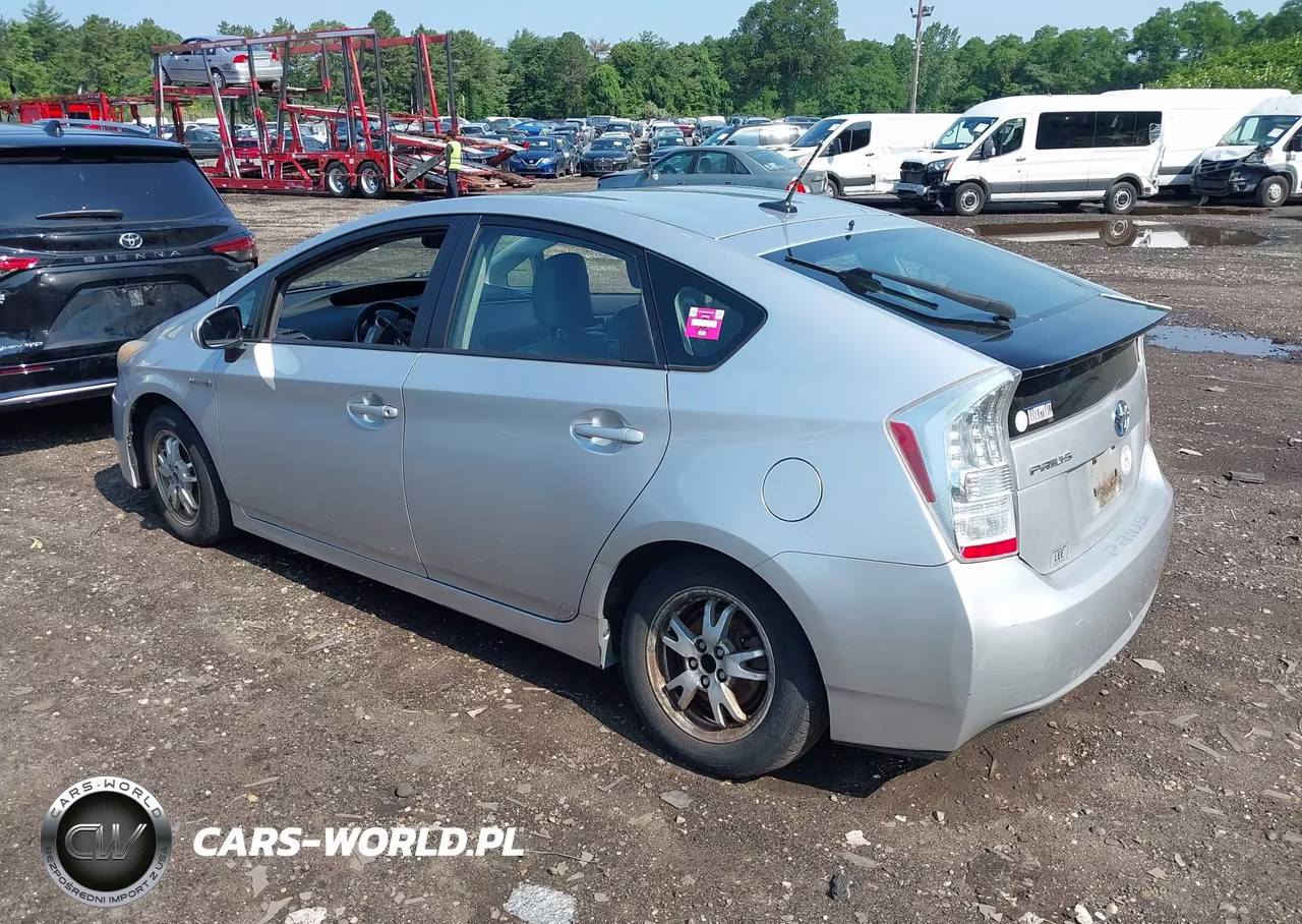 2010 Toyota Prius Iv VIN:JTDKN3DU8A5092388 - 3