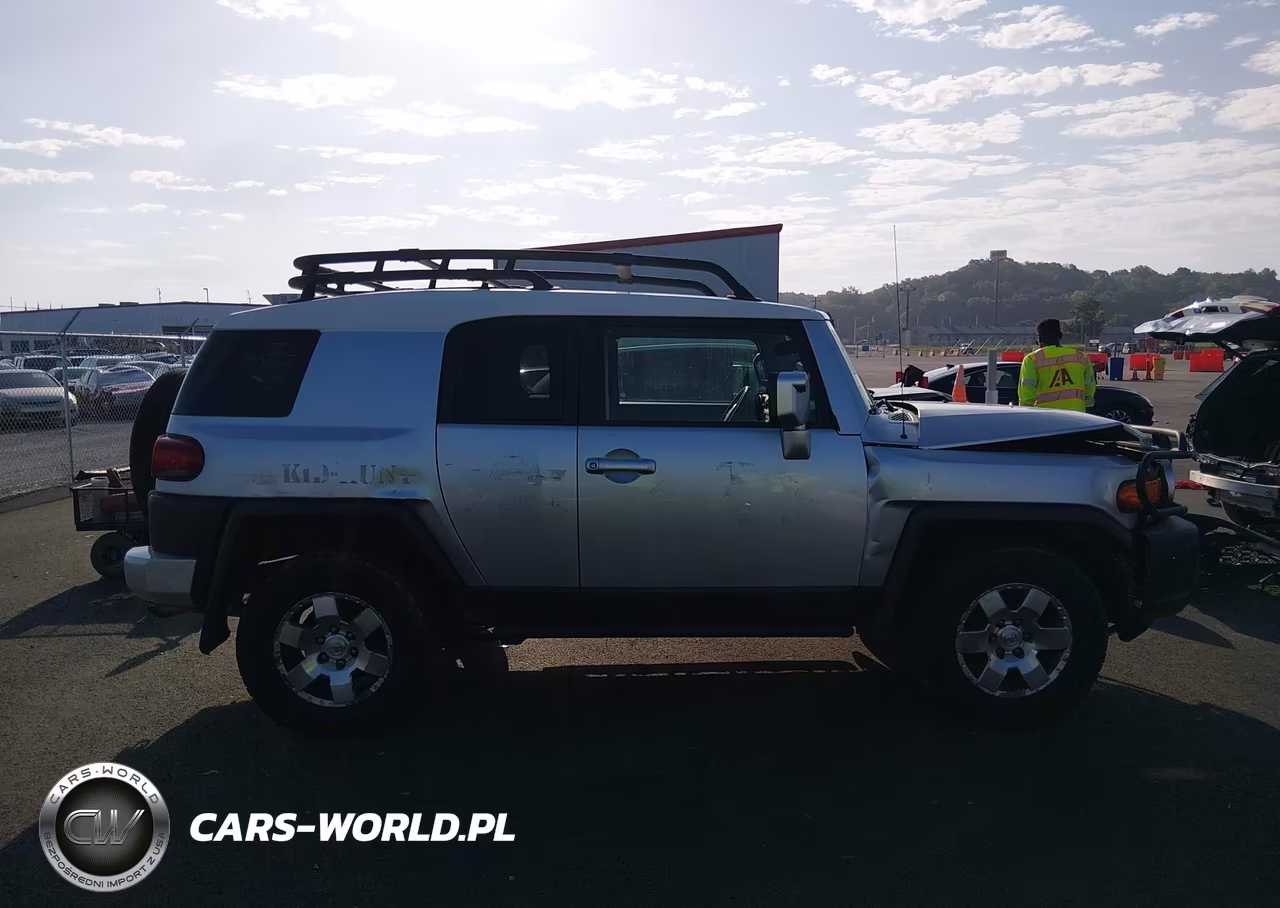 2008 Toyota Fj Cruiser VIN:JTEBU11FX8K052513 - 13
