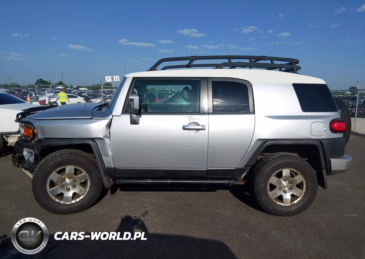 2008 Toyota Fj Cruiser VIN:JTEBU11FX8K052513 - 14