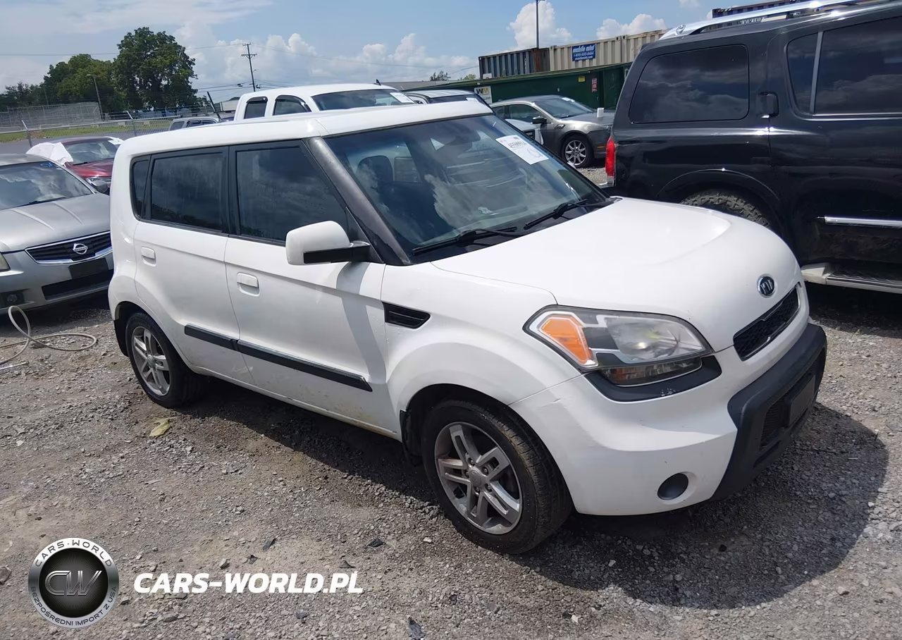 2010 Kia Soul +