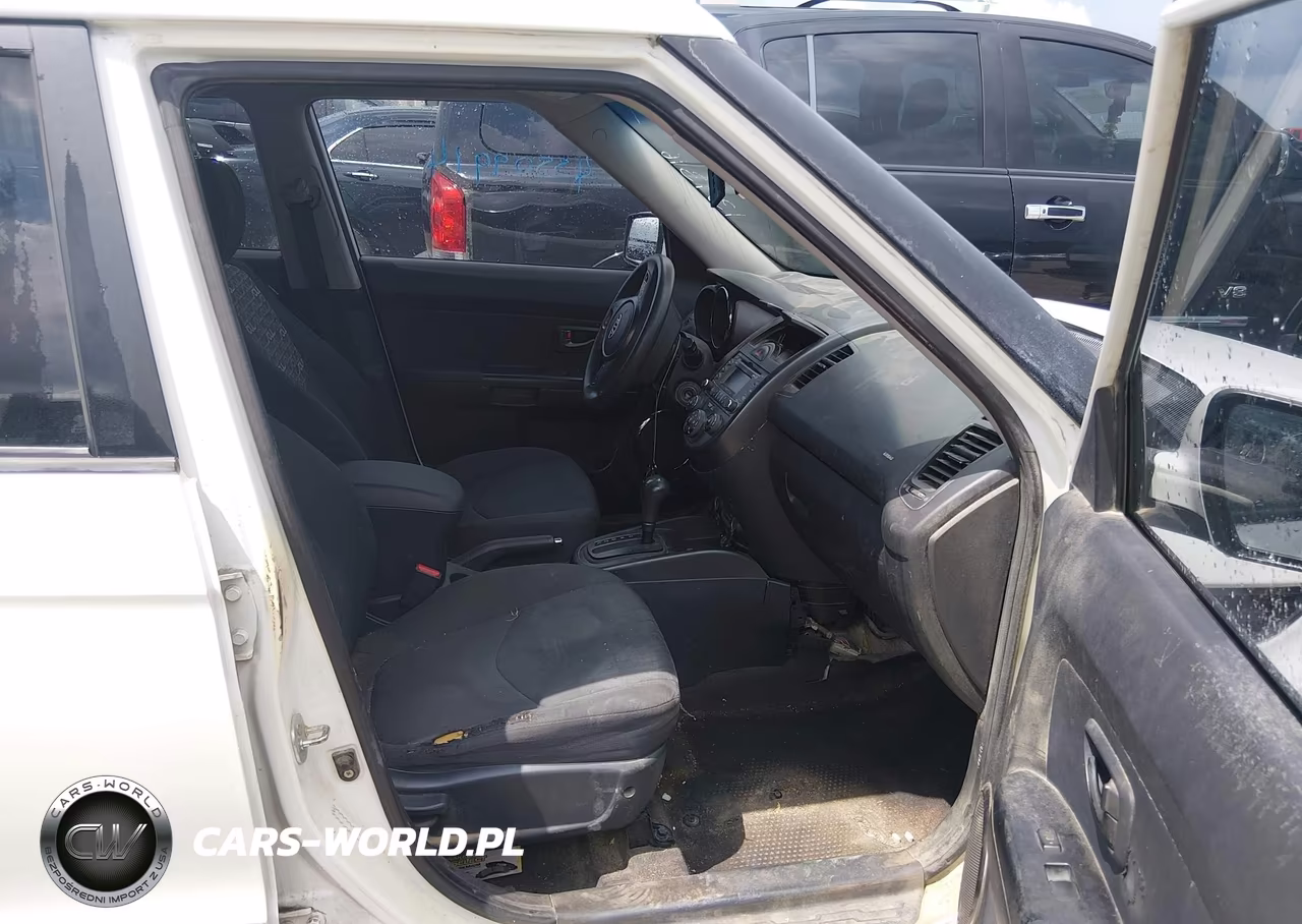 2010 Kia Soul + VIN:KNDJT2A27A7139316 - 5