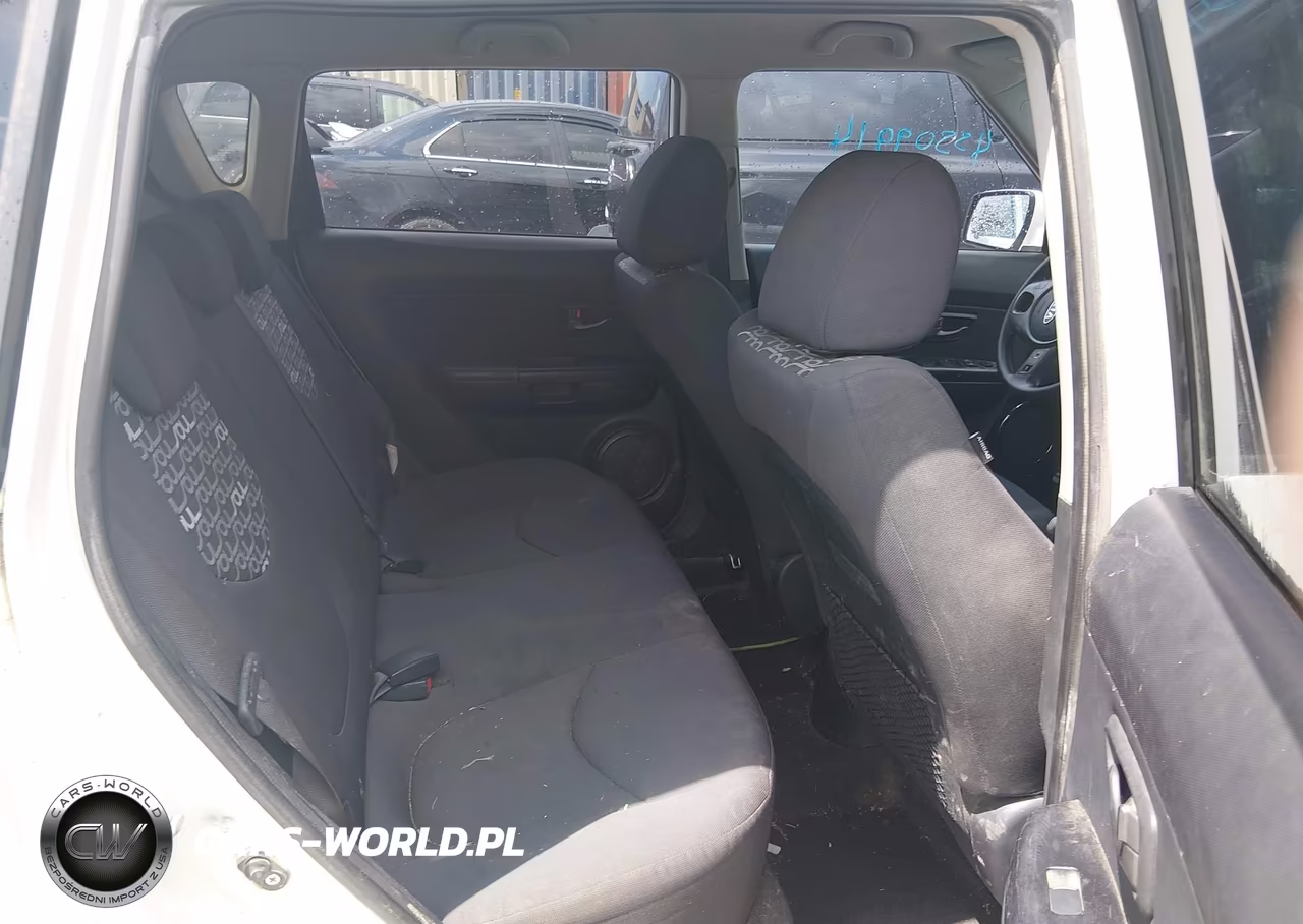 2010 Kia Soul + VIN:KNDJT2A27A7139316 - 8