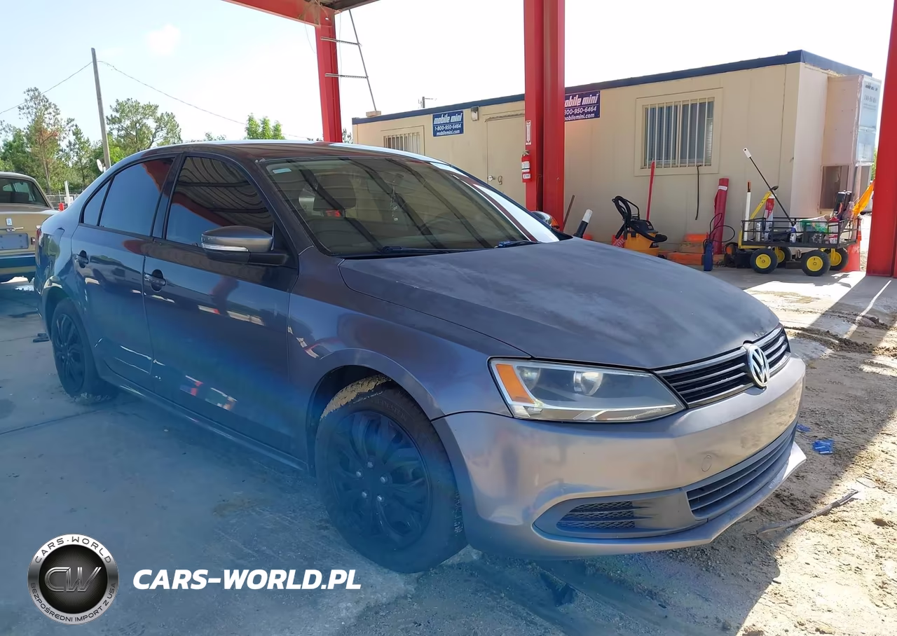 2014 Volkswagen Jetta 1.8T Se – zdjęcie 1 z 12