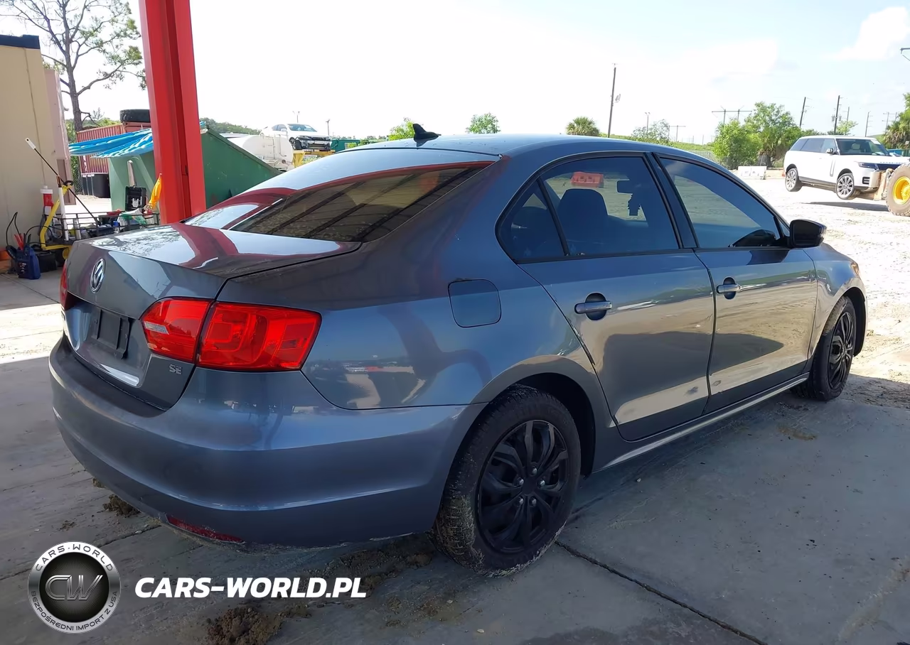 2014 Volkswagen Jetta 1.8T Se VIN:3VWD07AJ4EM236489 - 4