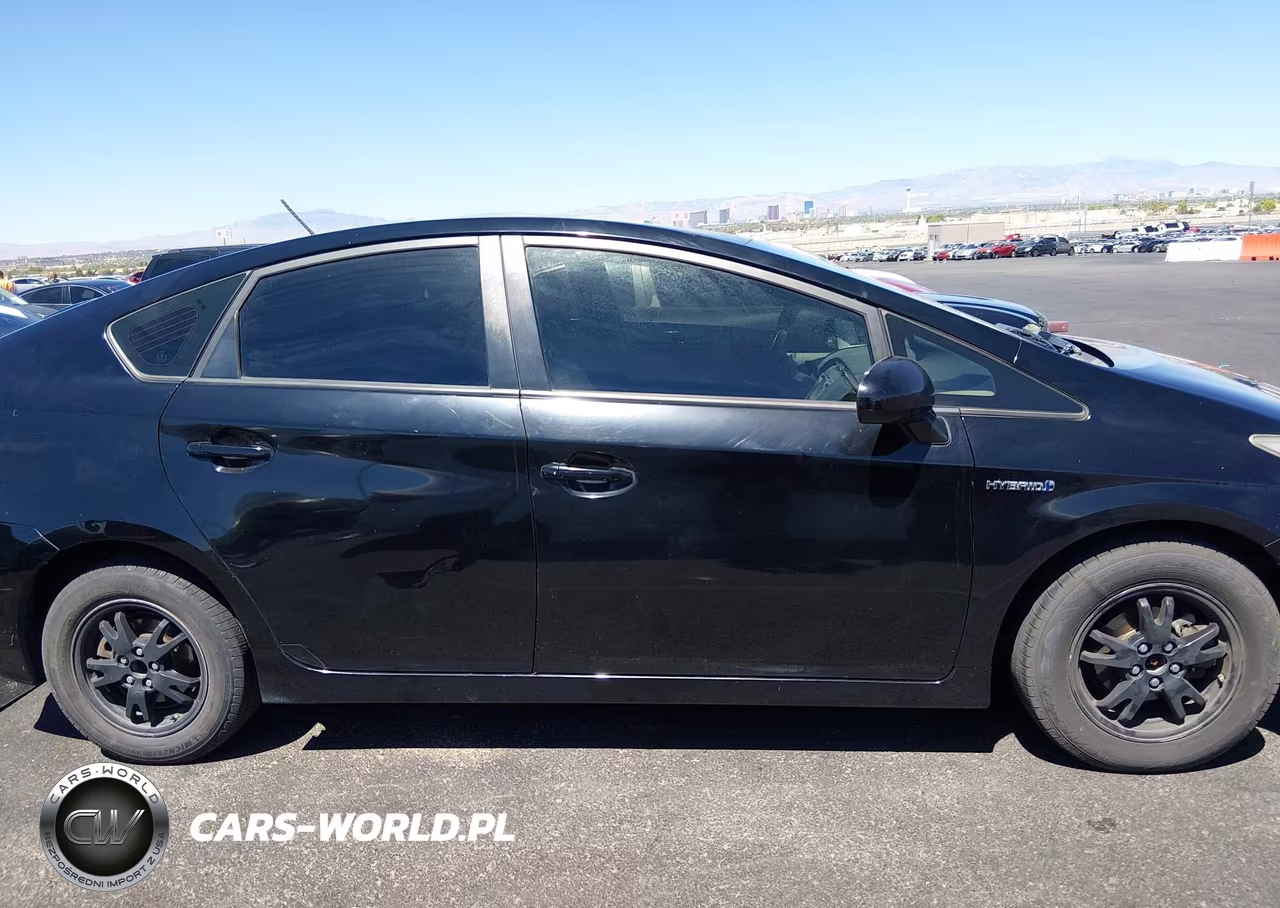 2014 Toyota Prius Four VIN:JTDKN3DU6E0381871 - 13