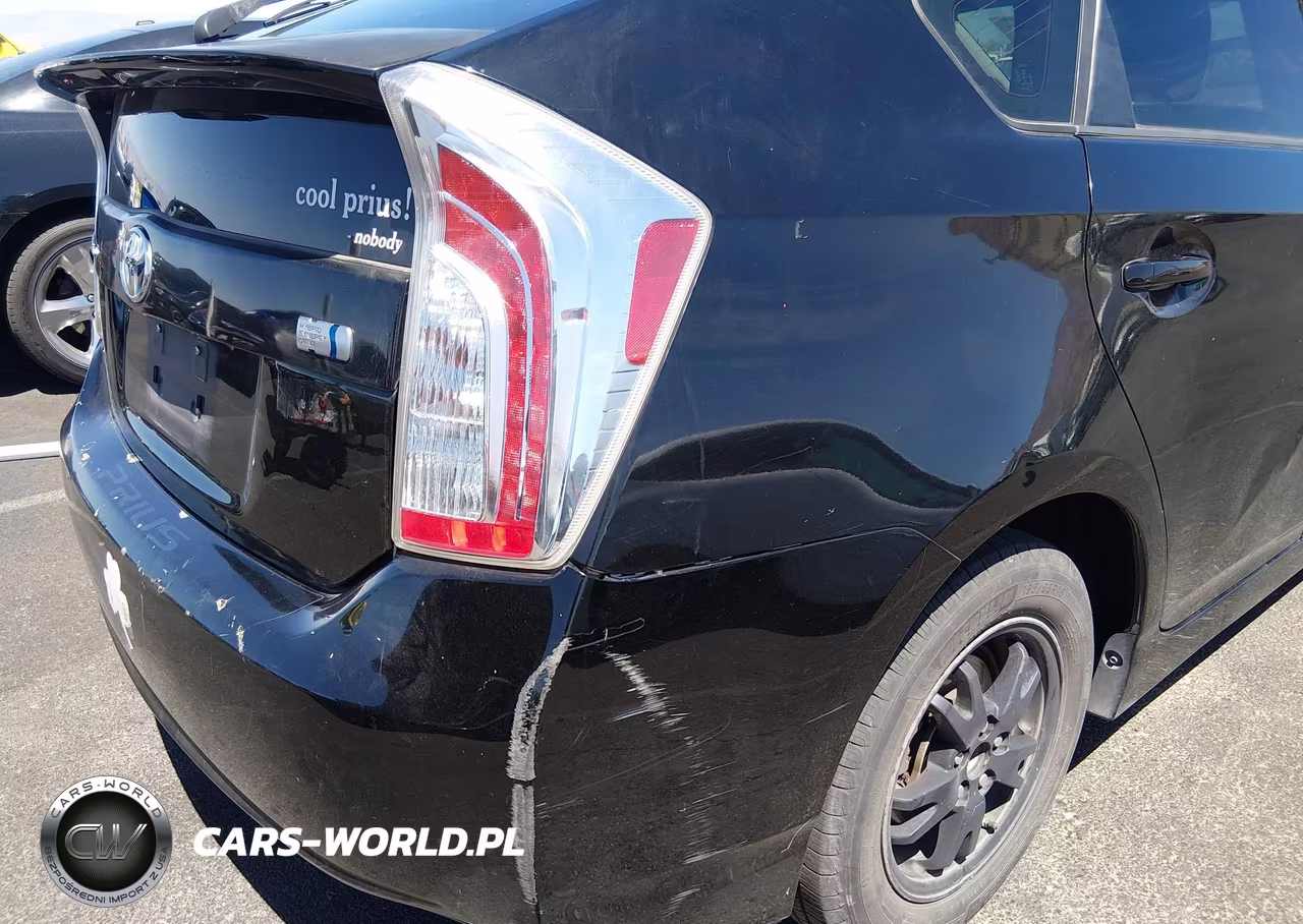 2014 Toyota Prius Four VIN:JTDKN3DU6E0381871 - 17
