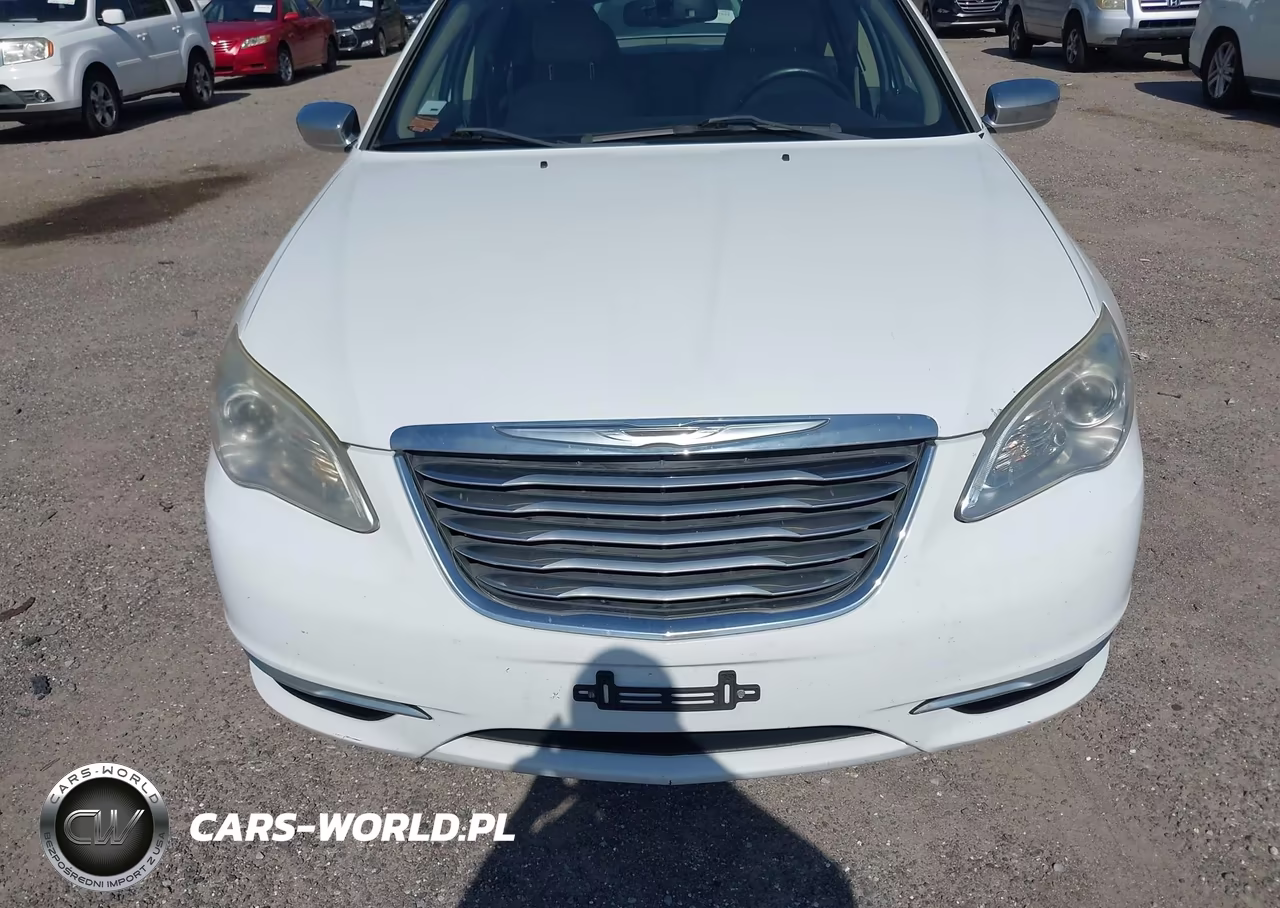 2012 Chrysler 200 Limited VIN:1C3CCBCBXCN223364 - 6