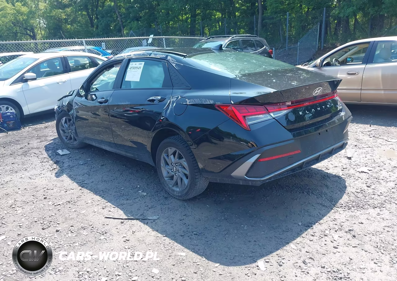 2024 Hyundai Elantra Hybrid Blue VIN:KMHLM4DJXRU093963 - 3