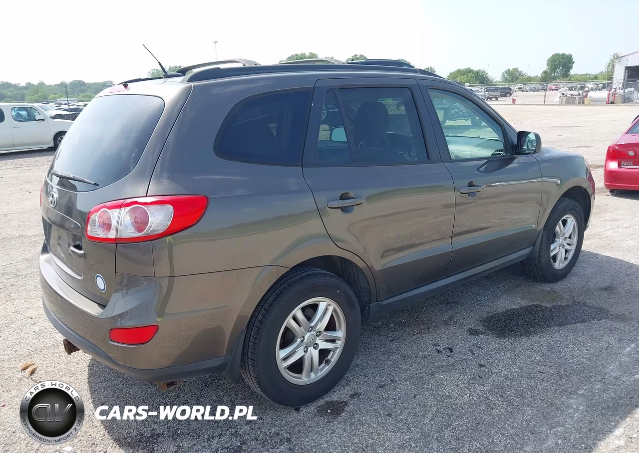 2012 Hyundai Santa Fe Gls V6 VIN:5XYZG4AG2CG144945 - 4